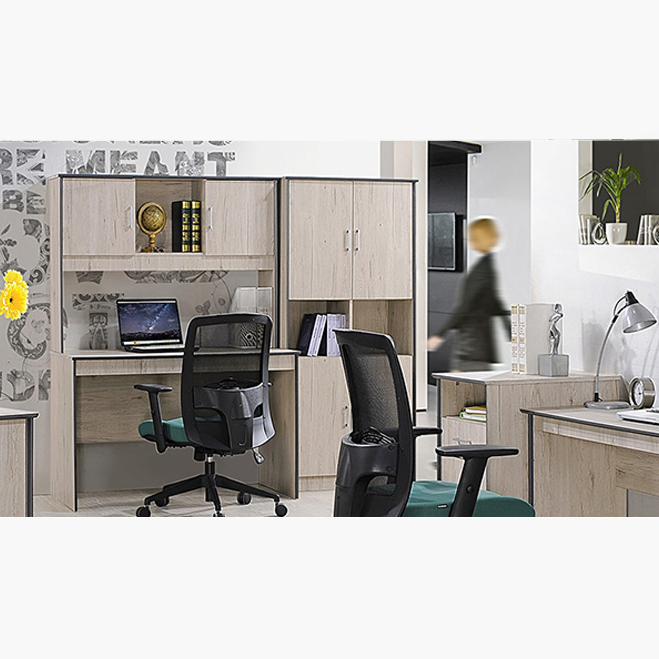 خزانة كتب عالية ببابين من إتزي-hbxfurniture-office-bookcases-image-1