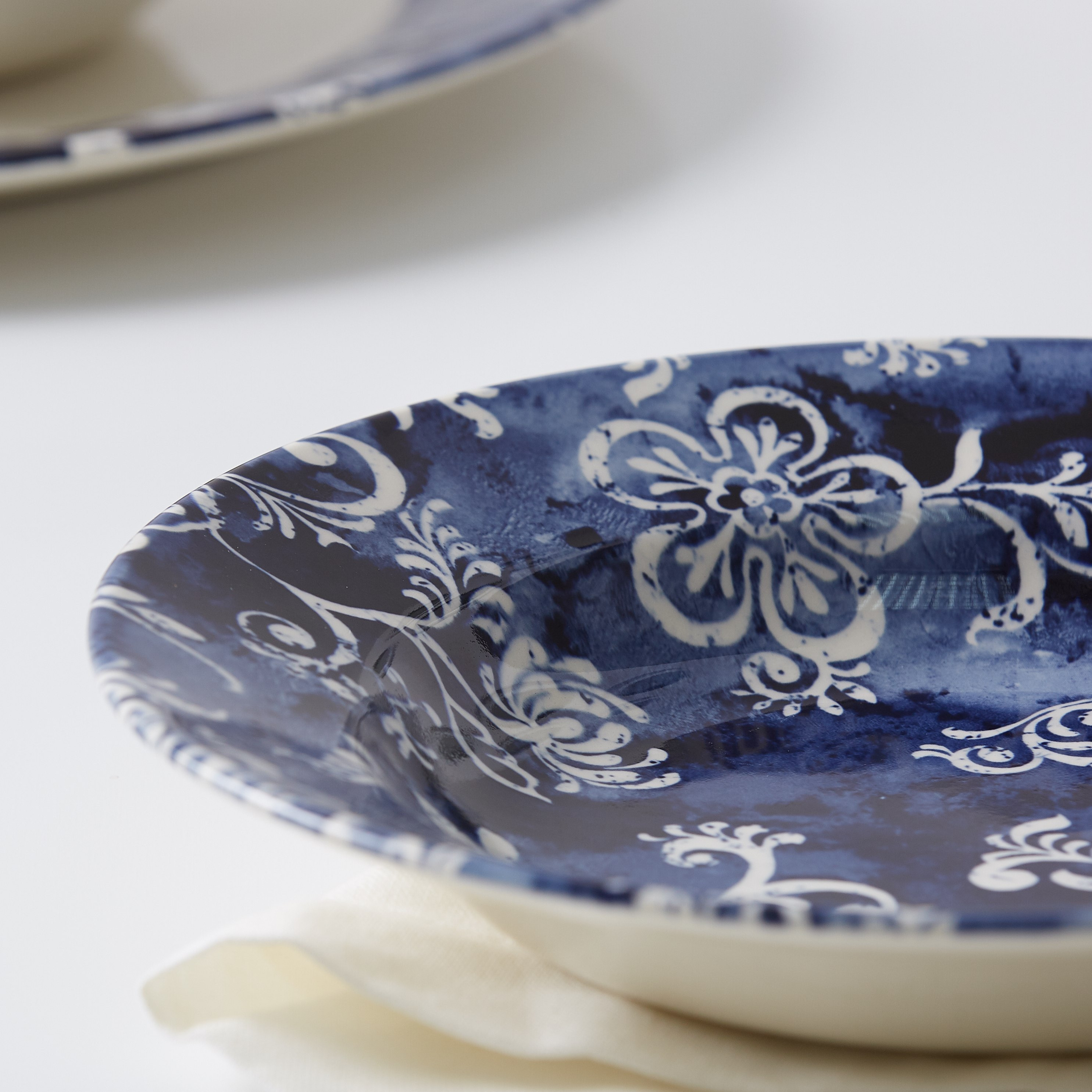 صحن شوربة بطبعات من زايرا - 23 سم-hbxdecorandfurnishings-tabletop-crockery-image-3