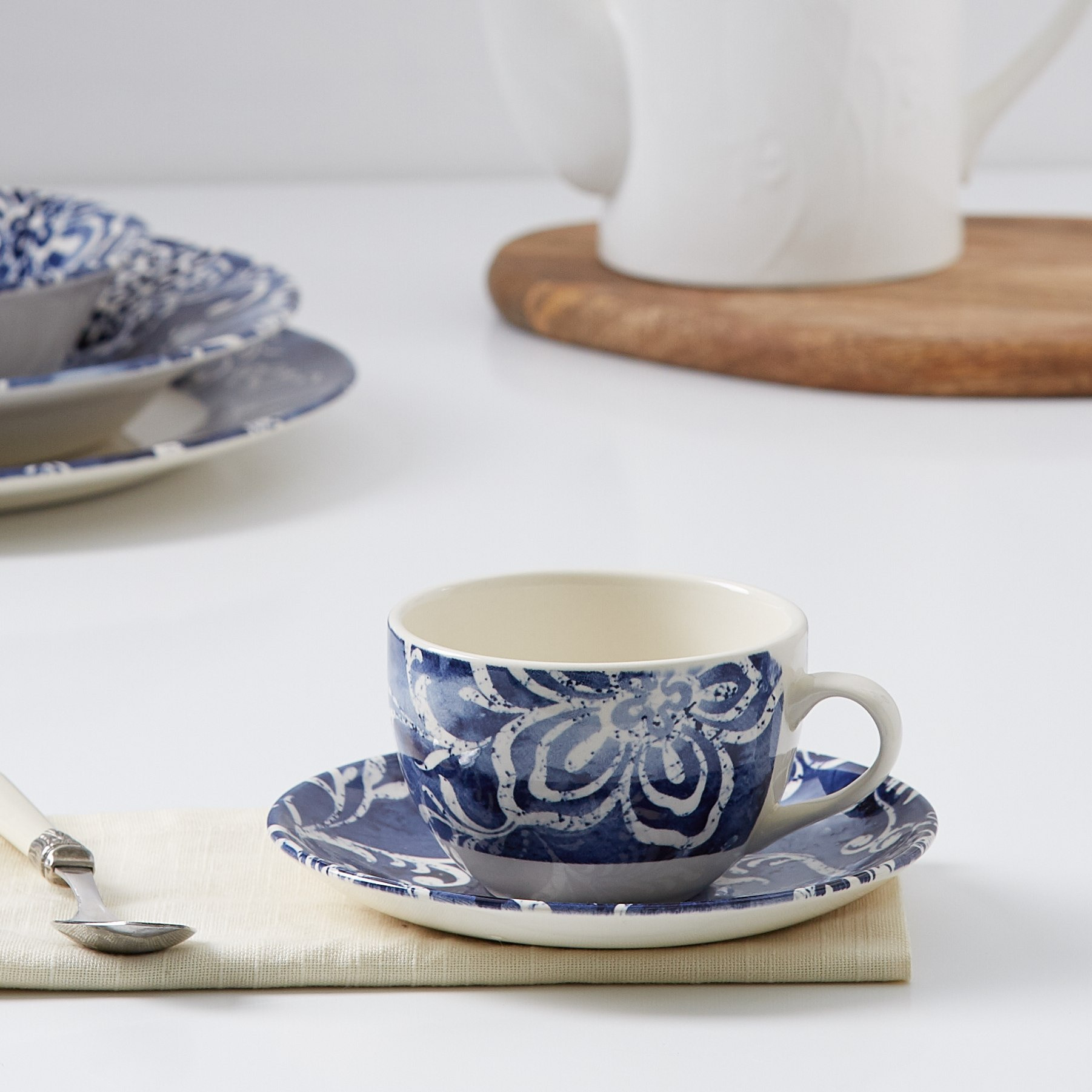 طقم فنجان وصحن قهوة أزرق من زايرا-hbxhomeware-diningandtabletop-coffeeandteasets-image-1