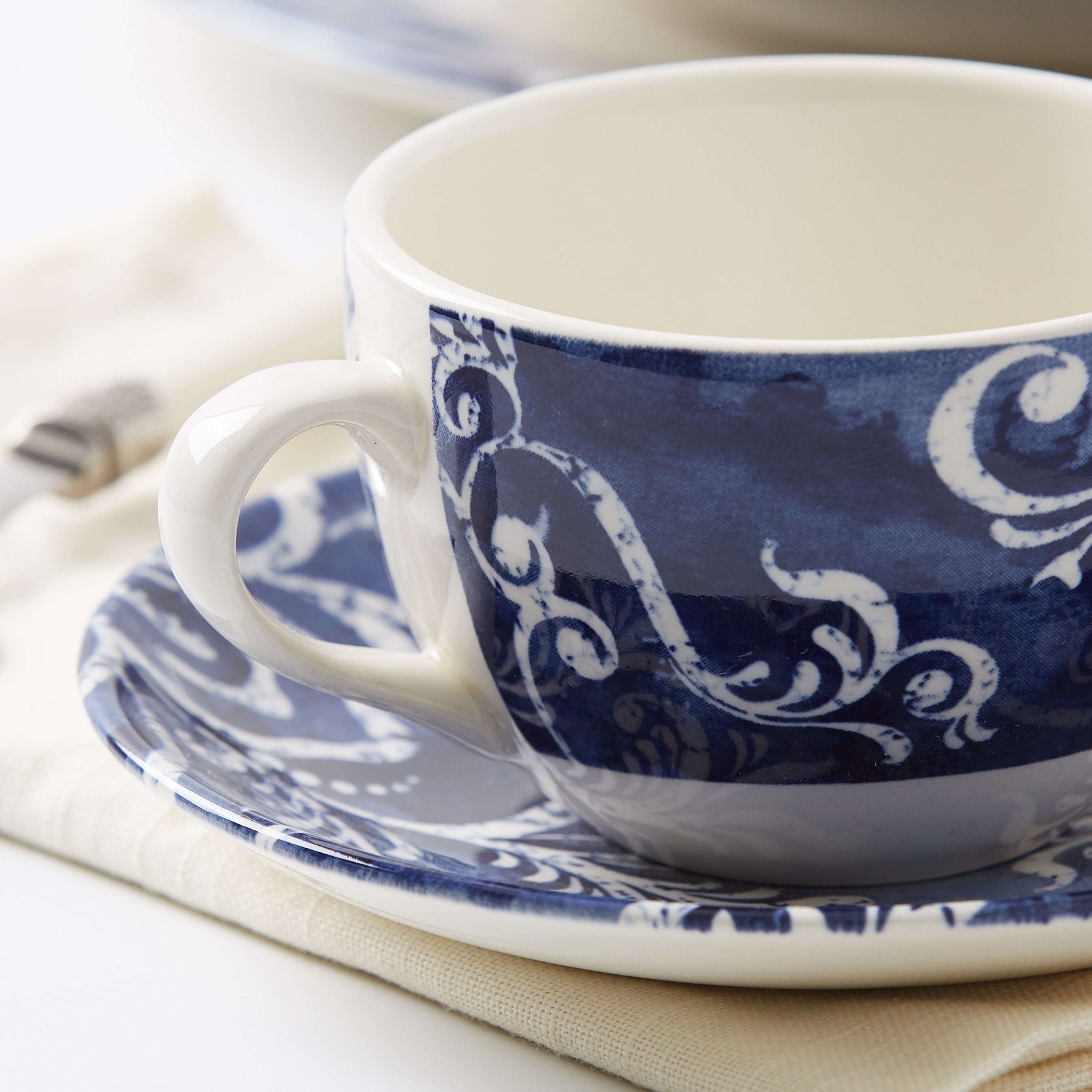 طقم فنجان وصحن قهوة أزرق من زايرا-hbxhomeware-diningandtabletop-coffeeandteasets-image-3