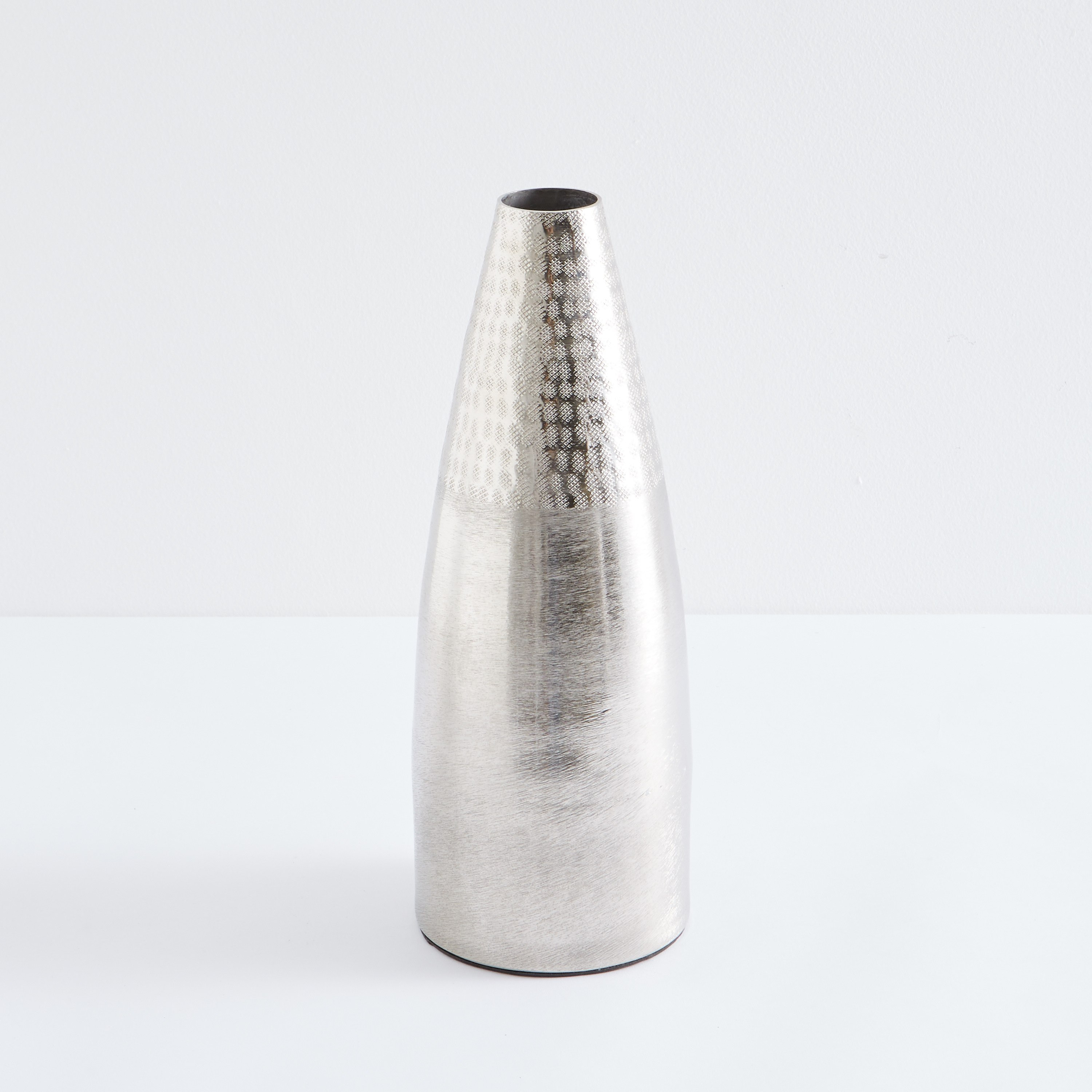 مزهرية مطروقة من فليور-hbxbedroom-decorandaccessories-vases-image-4