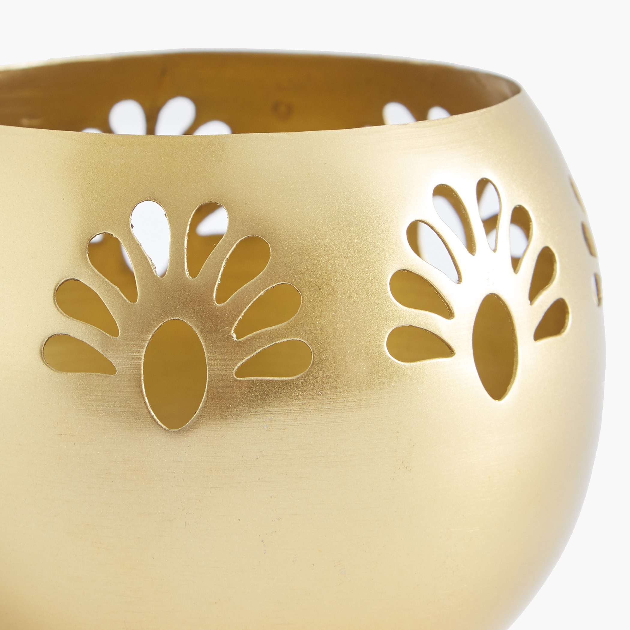 حامل شموع فوتيف بتصميم مفرغ من لاتيس-hbxlivingroom-decorandaccessories-candleholders-image-3