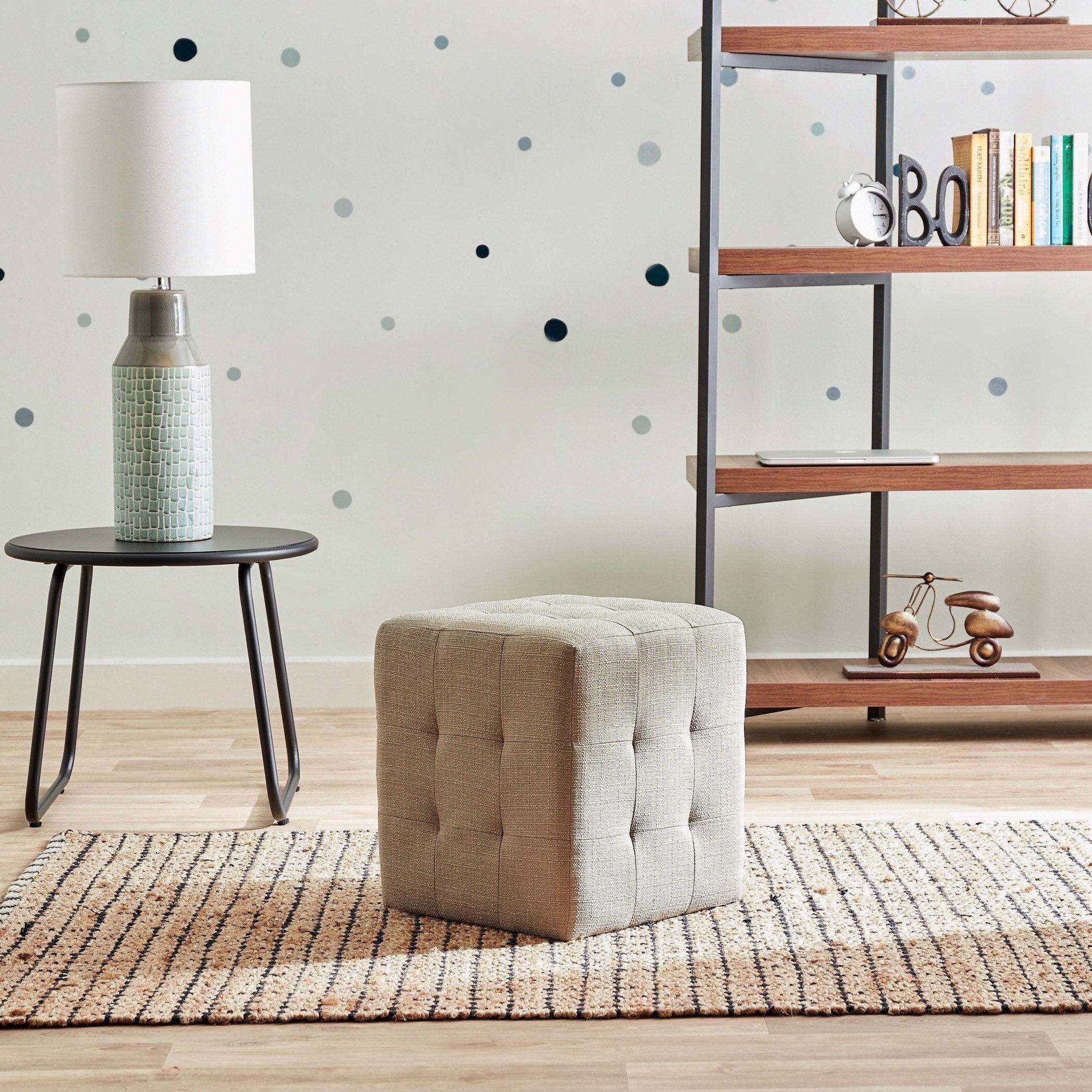 مقعد عثماني من أجاتا-hbxlivingroom-sofasandarmchairs-ottomansandfootstools-image-6