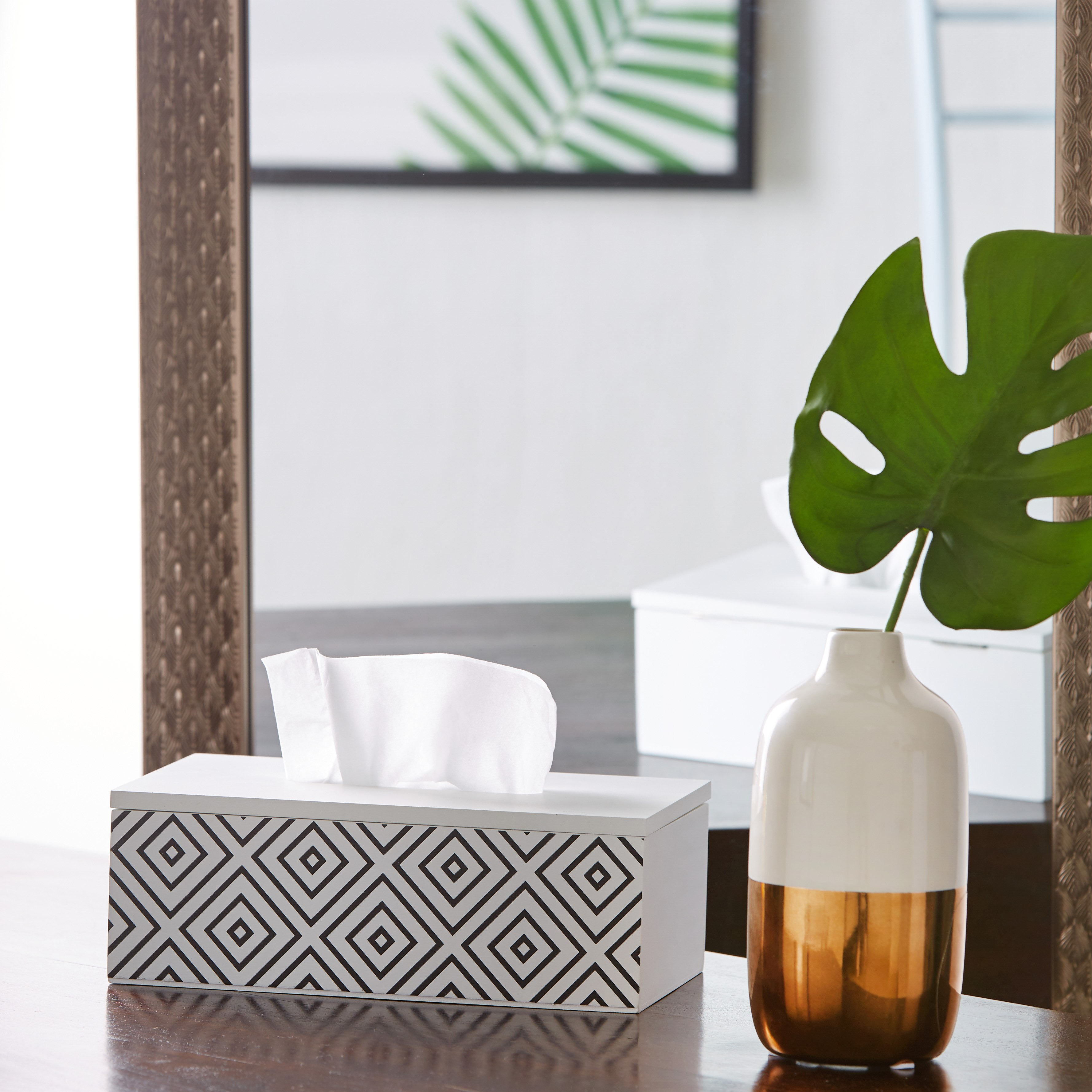 Mia Printed Tissue Box-hbxdecorandfurnishings-homeaccessories-novelties-image-1