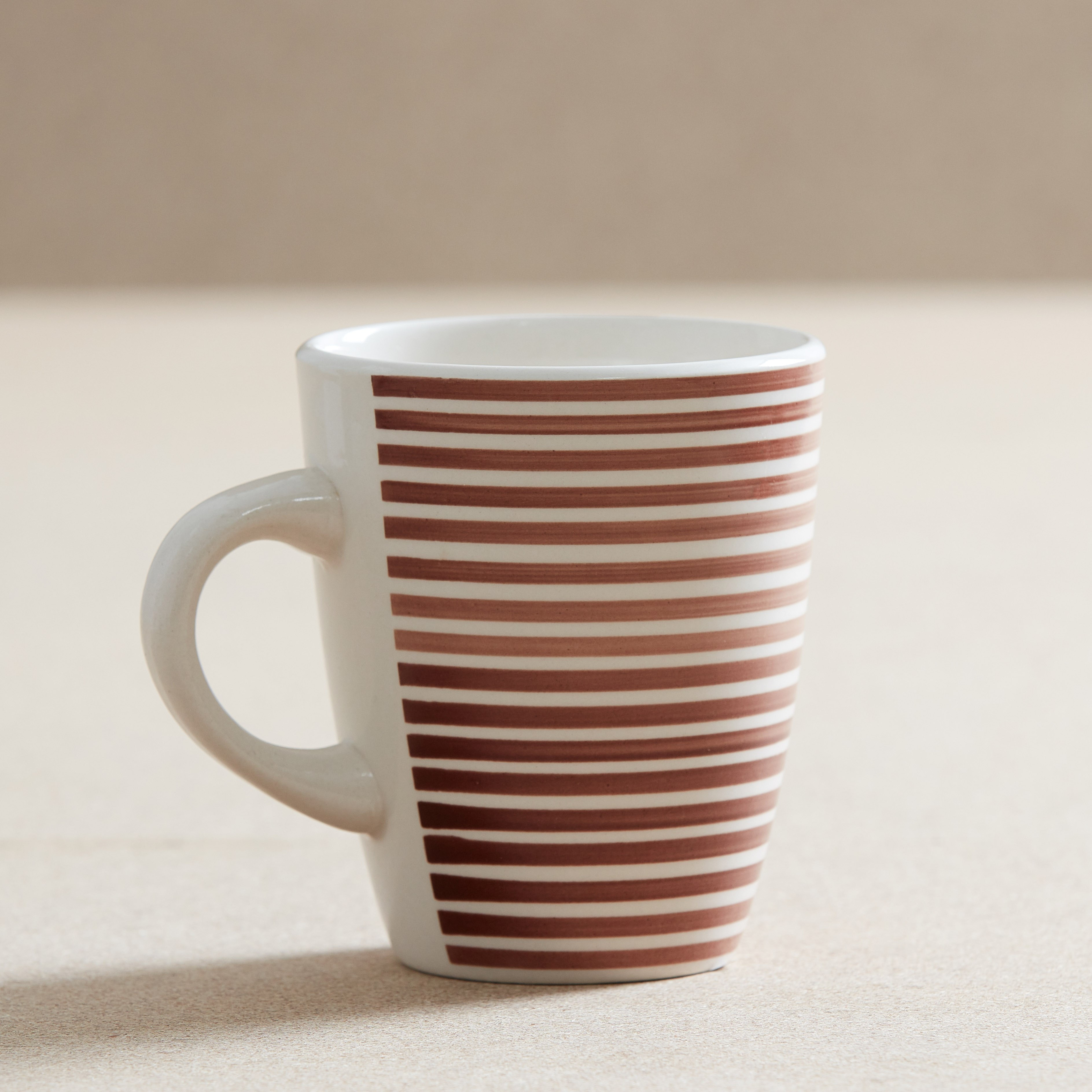 Stoneware Striped Mug - 400 ml-hbxdecorandfurnishings-tabletop-crockery-image-1