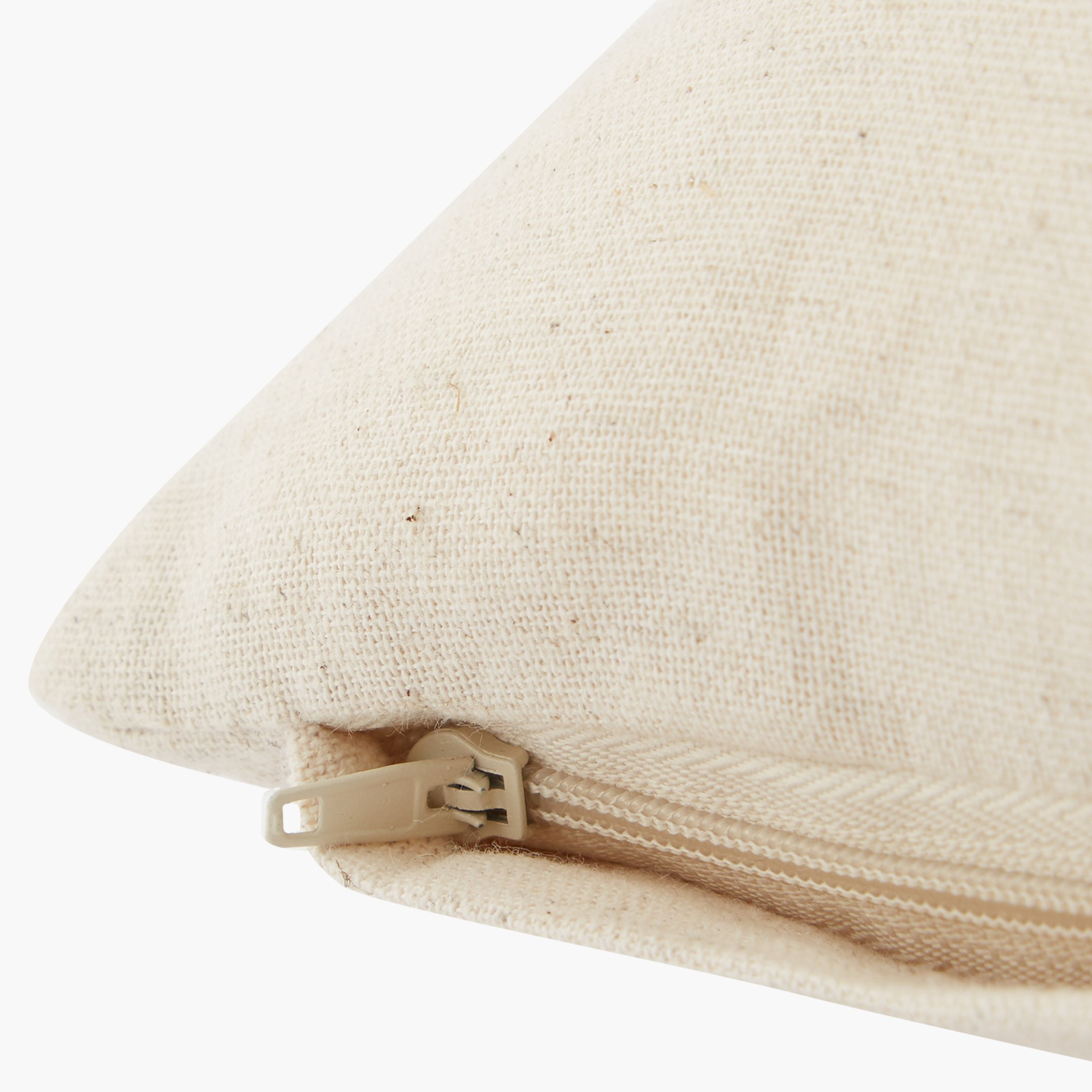 وسادة محشوّة بطبعات فويل هارموني - 30x50 سم-hbxlivingroom-furnishings-cushionsandcovers-filledcushions-image-4