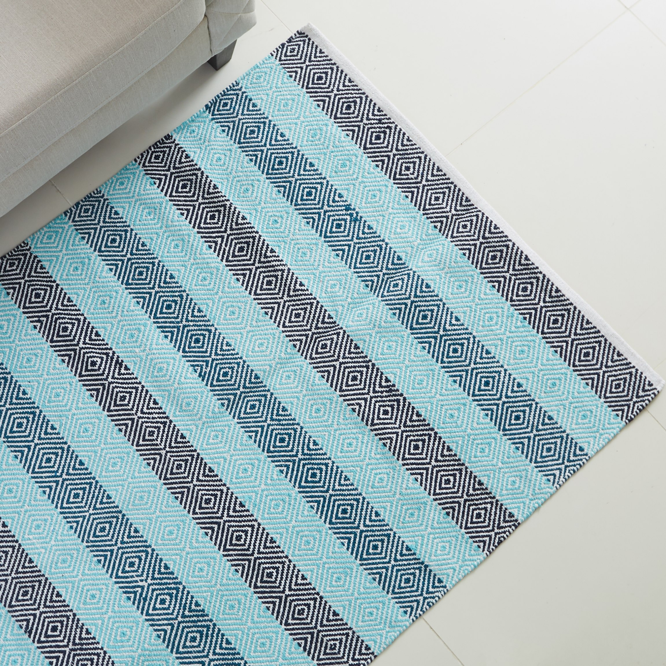 سجادة مستطيلة بارزة الملمس من إليزا - 110x160سم-hbxdecorandfurnishings-floorcoverings-rugs-image-1