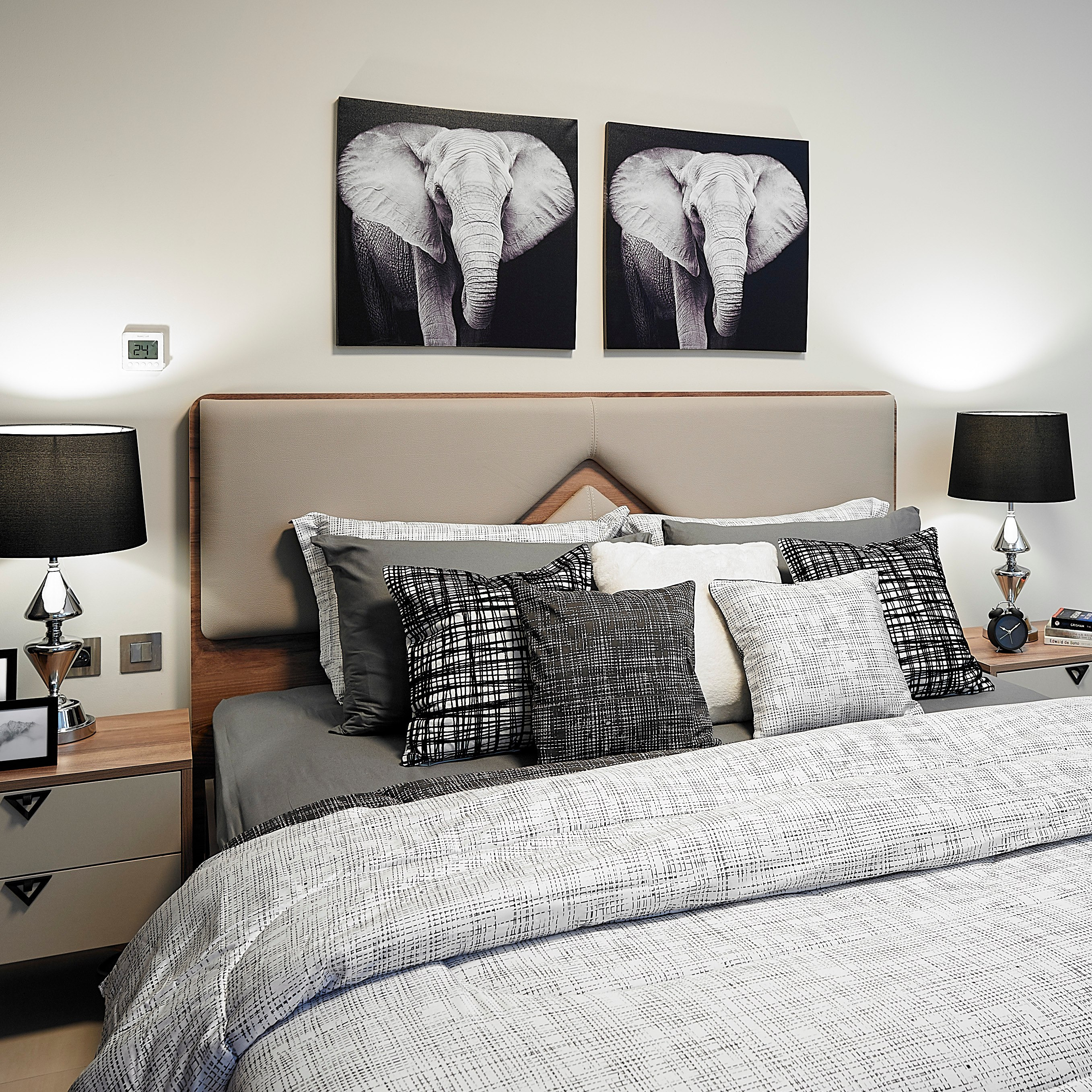 Elephant Printed Canvas Framed Picture-PROMO_HB_AE_B1G1_250925-image-1