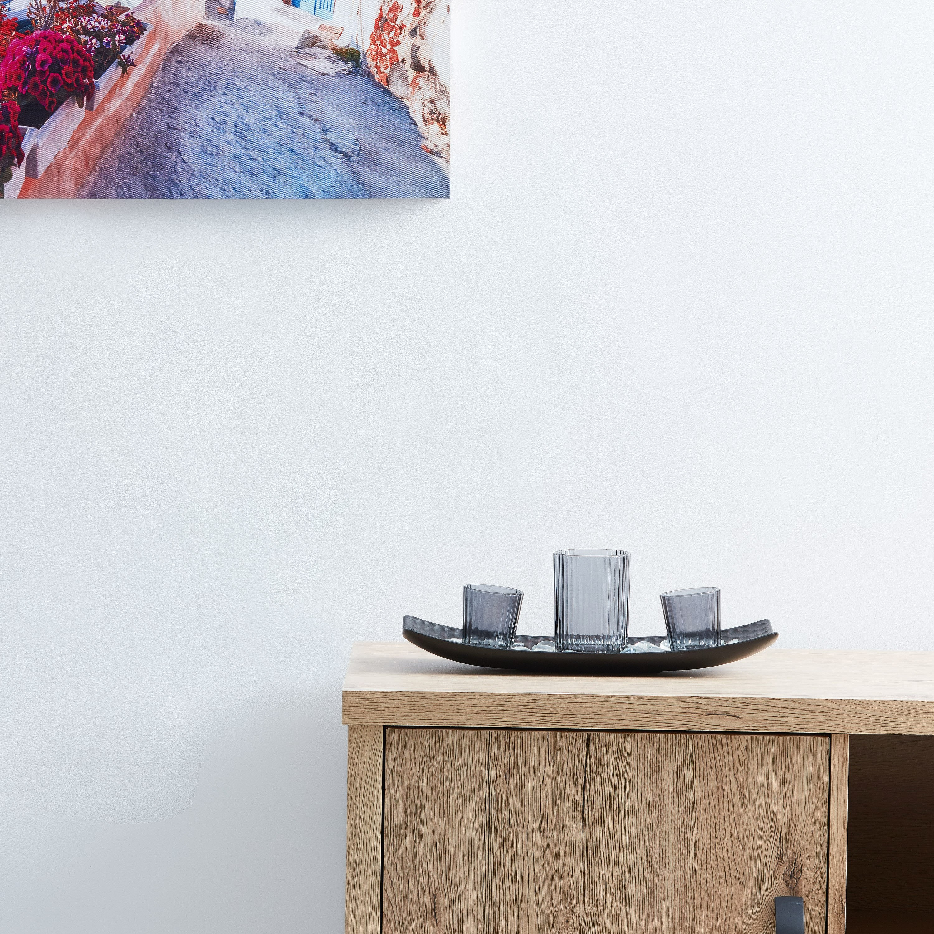 حامل شموع 3 قطع بقاعدة خشبية وخرز زجاجي من ريفليكشن-hbxlivingroom-decorandaccessories-candleholders-image-2