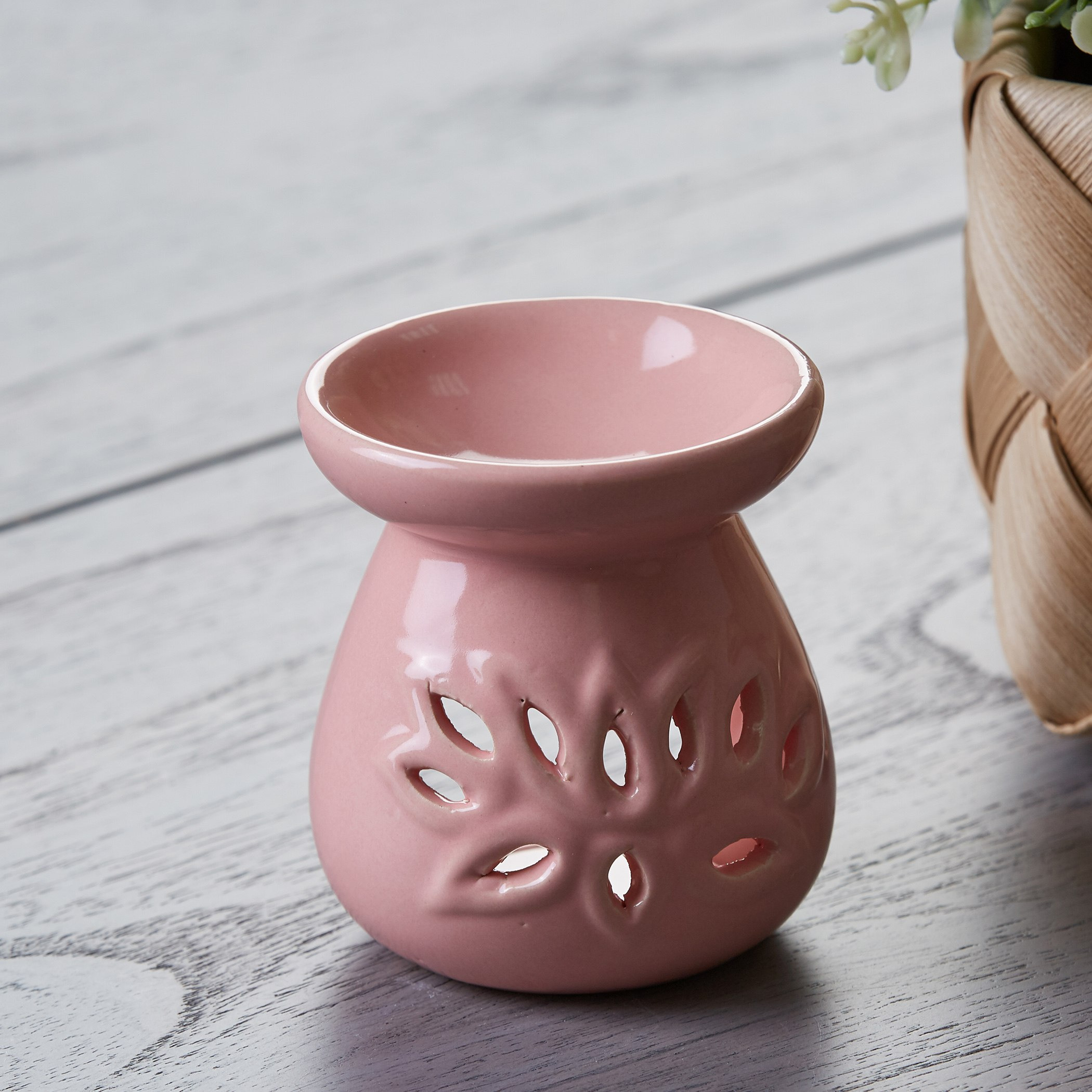 مبخرة زيوت عطرية صغيرة  من ميلا-hbxbedroom-homefragrance-oilburners-image-1