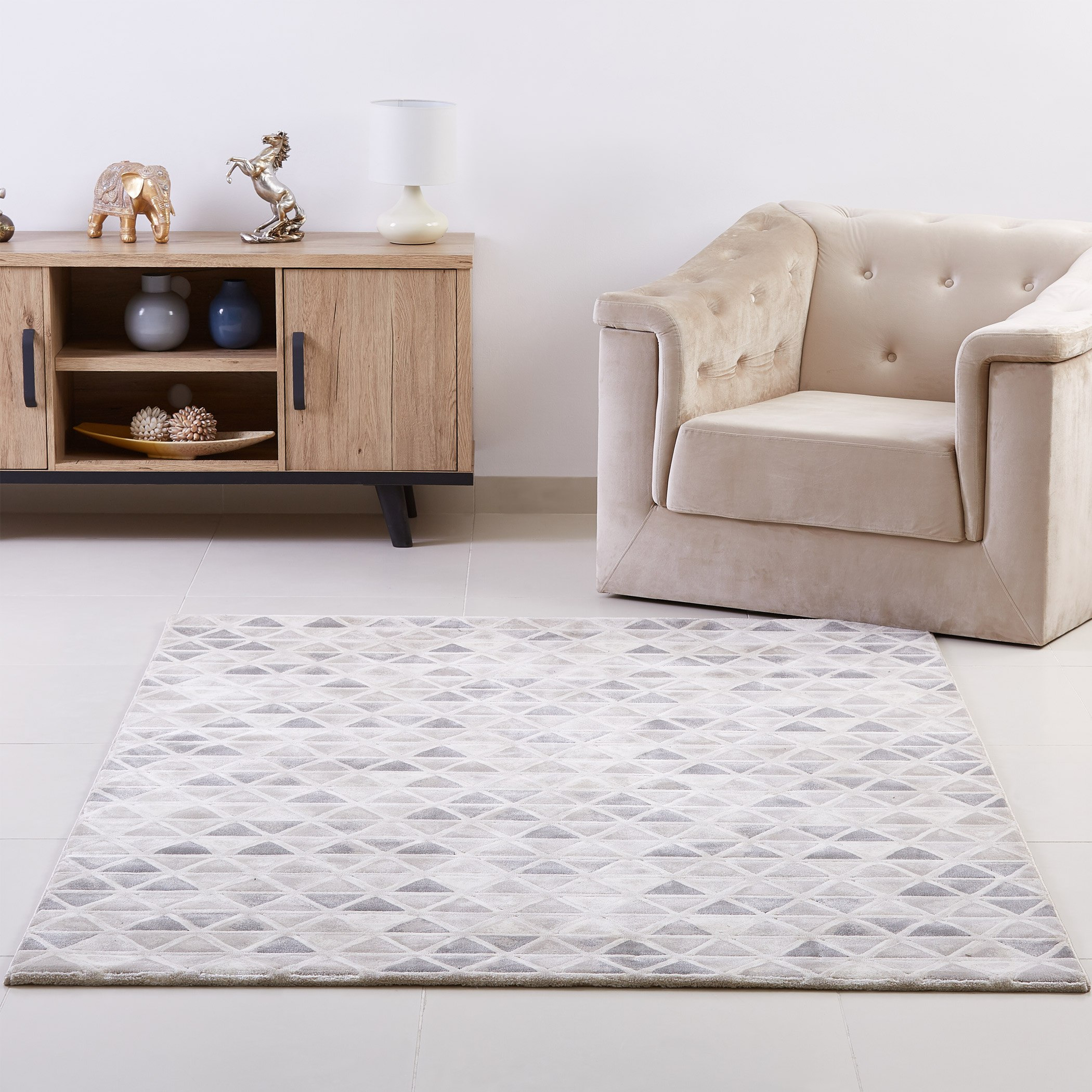Grace Geometric Textured Rectangular Rug - 120x170 cm-hbxdecorandfurnishings-floorcoverings-rugs-image-3