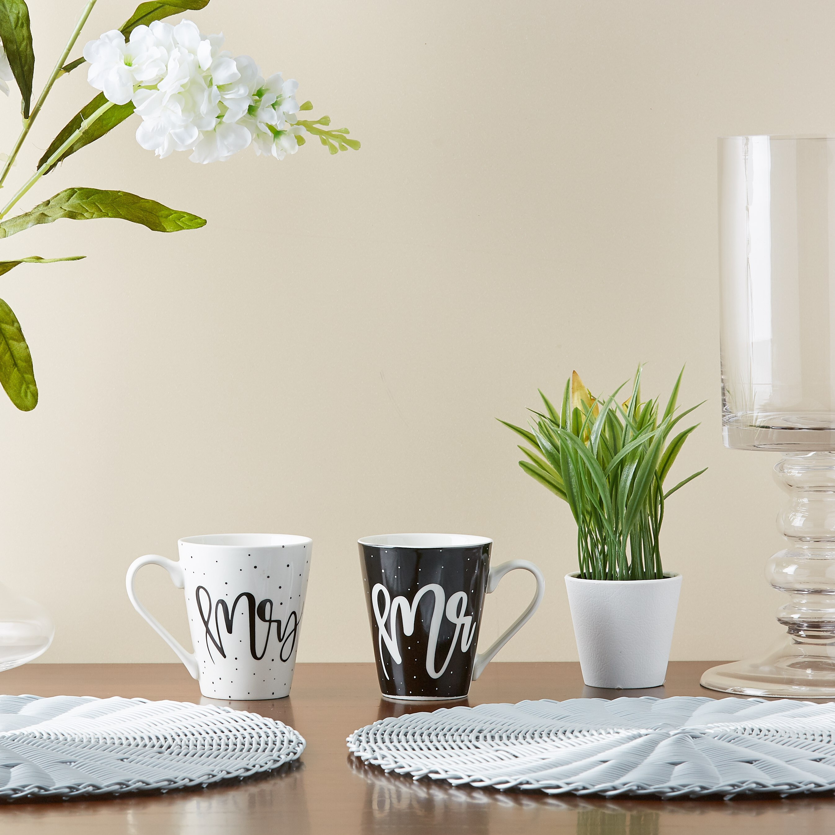 طقم مج بطبعات مع مقبض من قطعتين- 345 مل-hbxdecorandfurnishings-tabletop-crockery-image-3