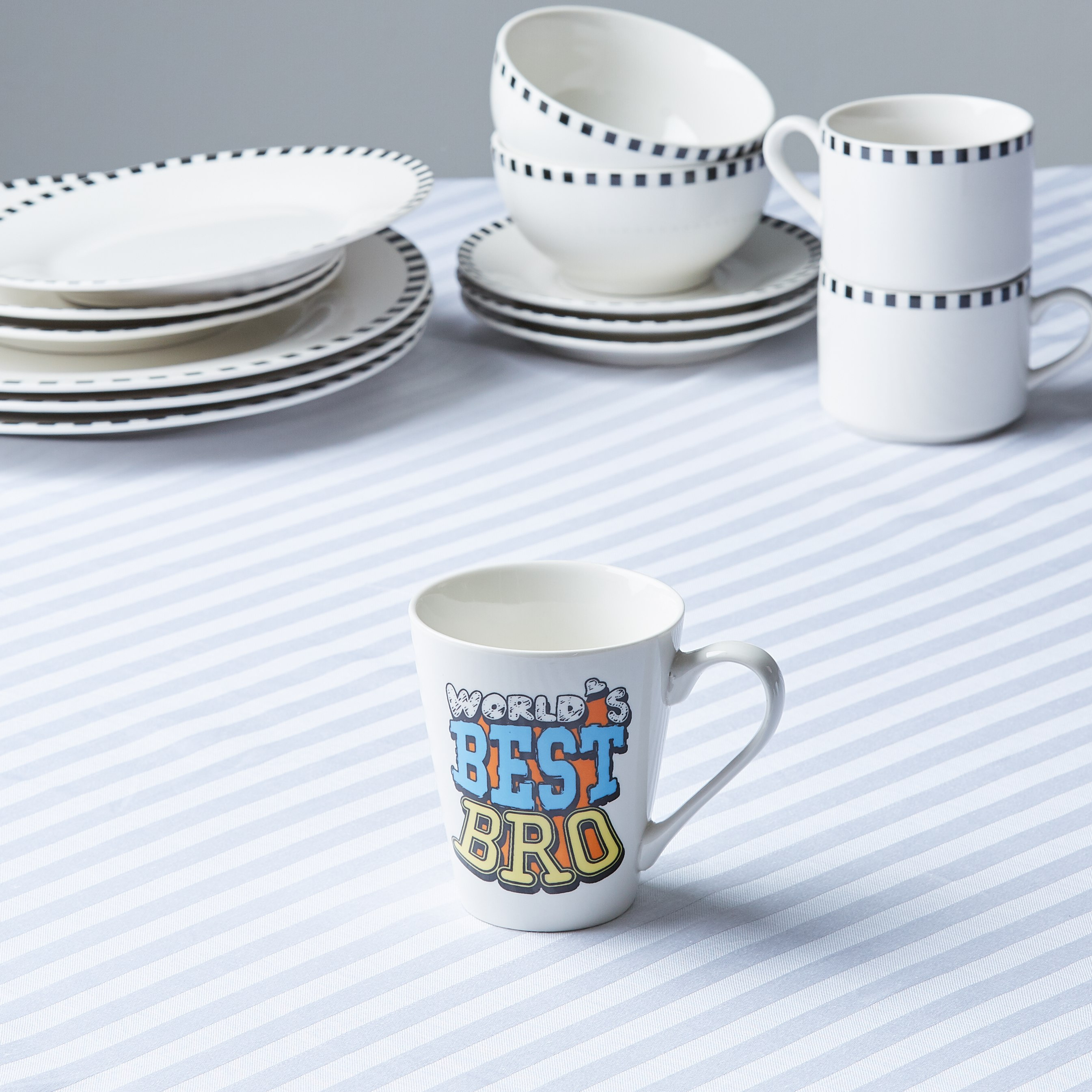 مج بطبعات بيست برو - 350 مل-hbxdecorandfurnishings-tabletop-crockery-image-1