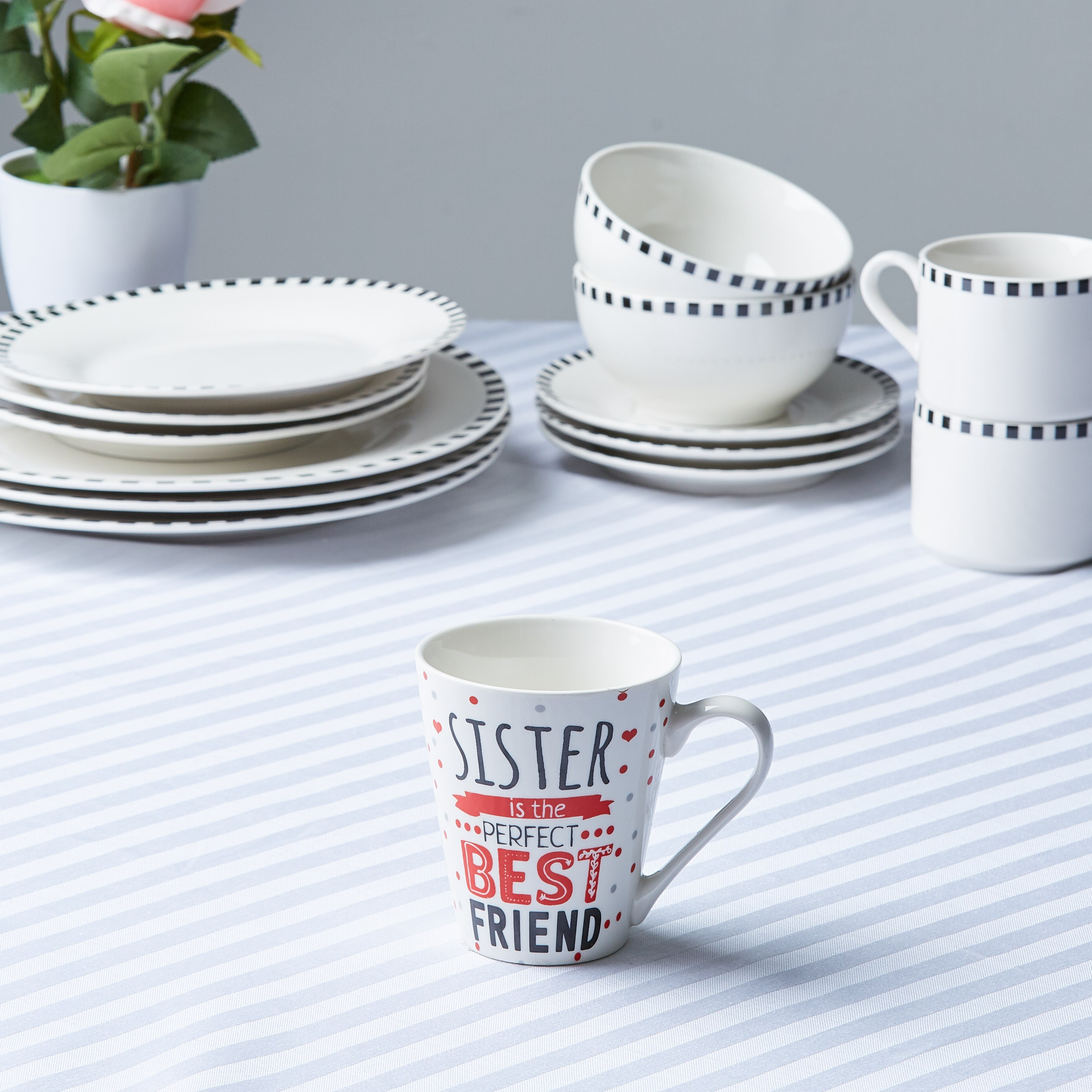 مج بطبعات بيست سيستر - 350 مل-hbxdecorandfurnishings-tabletop-crockery-image-1