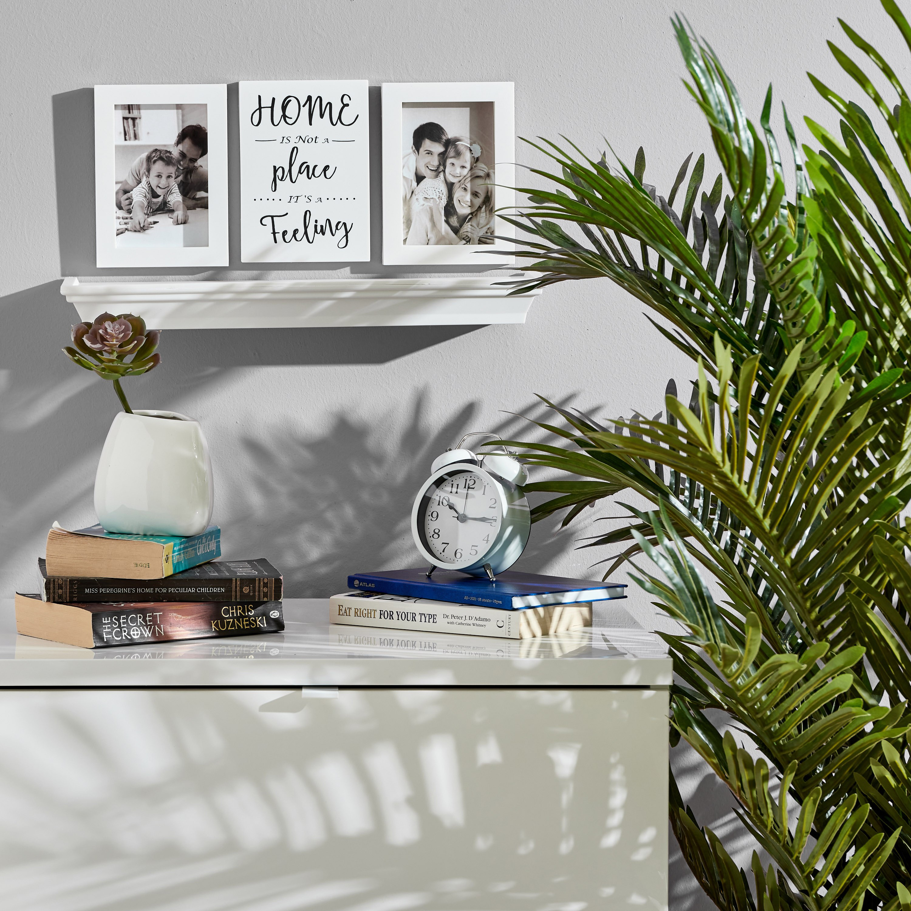 طقم براويز صور وزينة حائط ورف 4 قطع من ماتيلدا-hbxfurniture-mediaunitsandstorage-wallshelves-image-5