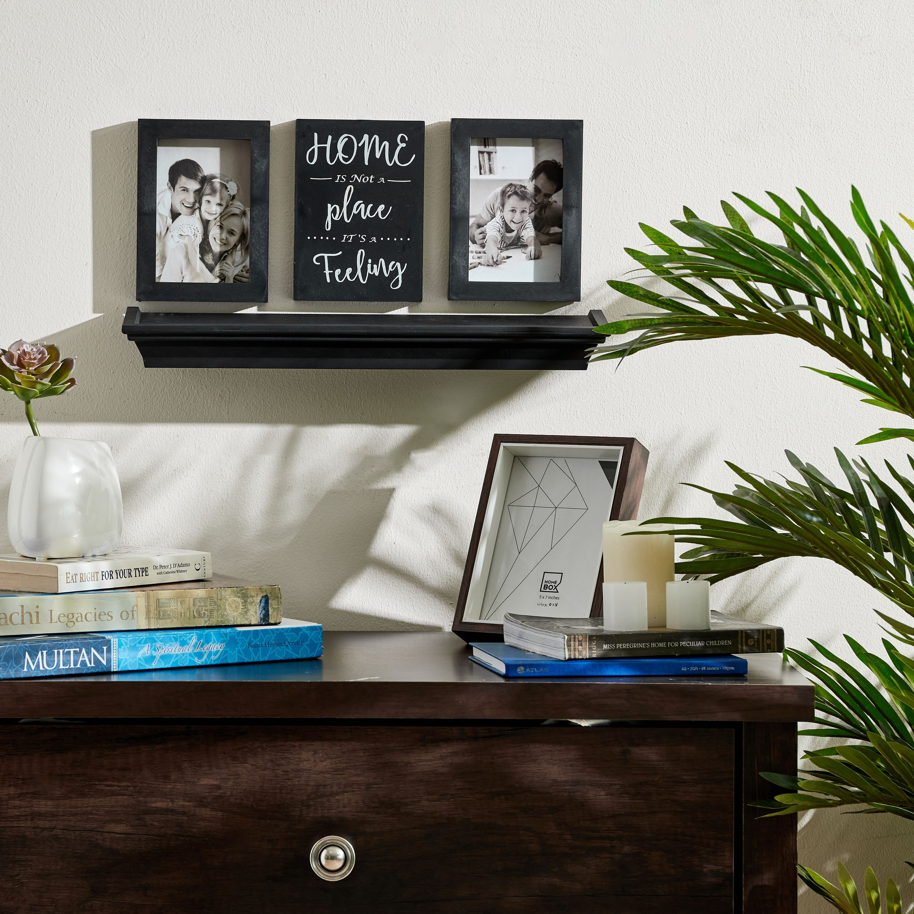 طقم براويز صور وزينة حائط ورف 4 قطع من ماتيلدا-hbxfurniture-mediaunitsandstorage-wallshelves-image-5