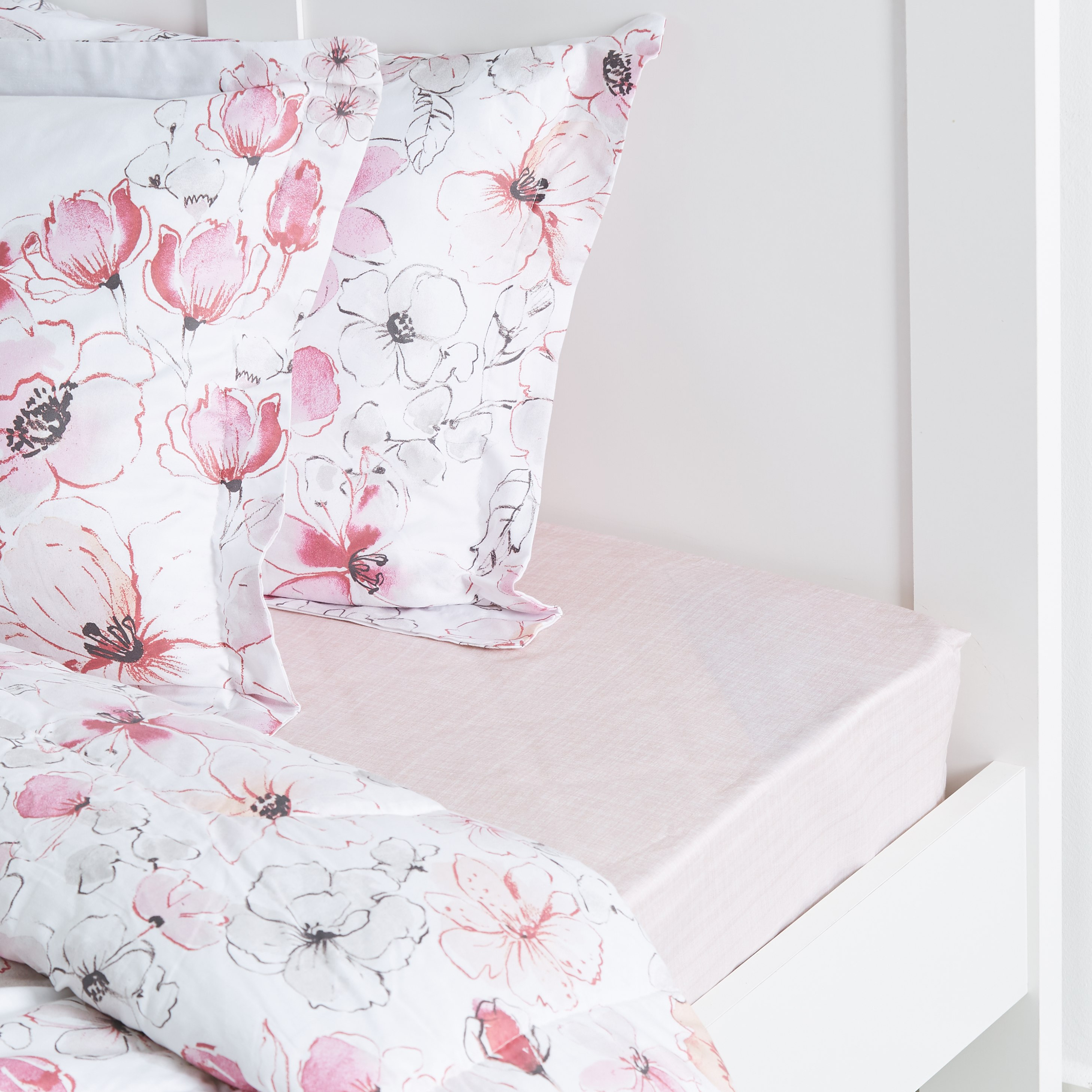 شرشف مطاطي متوسط الحجم من روزيلا - 150x200 سم-hbxhomeware-hbxbedroom-image-2