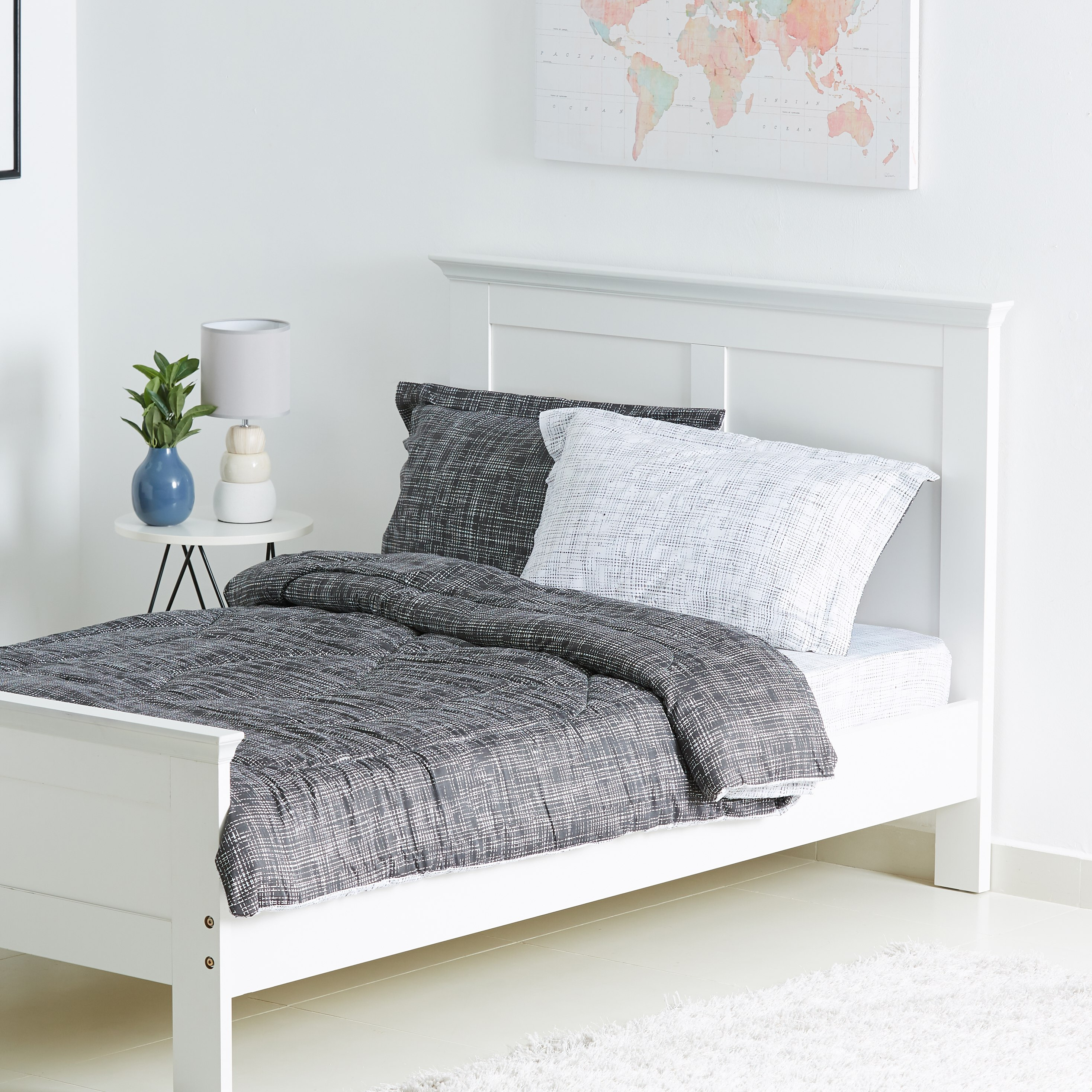 طقم لحاف مزدوج من ثلاث قطع بطبعات من جاكسون - 160x220 سم-hbxkidsandyouth-beddingandfurnishings-comfortersets-image-1