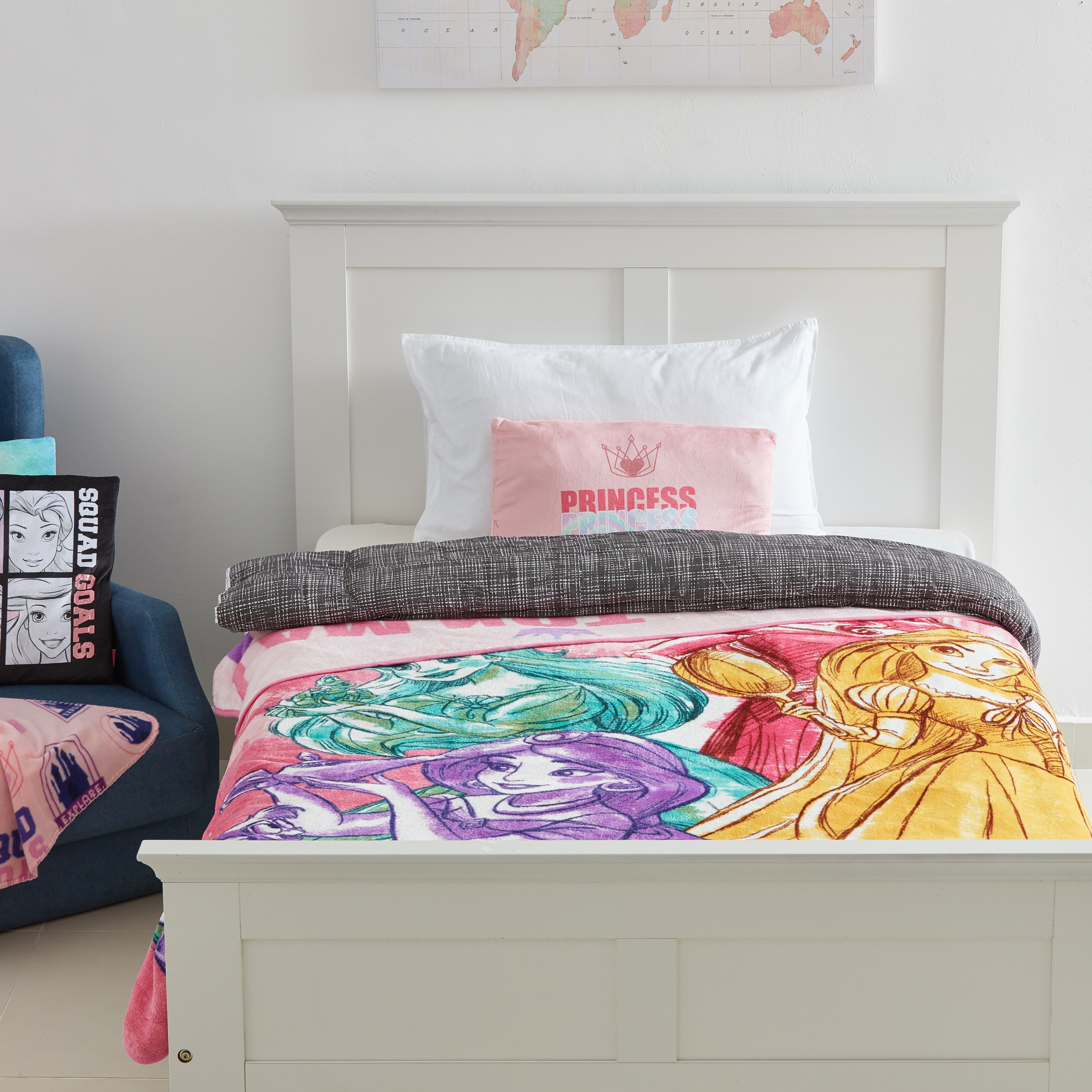 بطانية صوف بطبعات رقميّة أميرة - 160x220 سم-hbxhomeware-hbxkidsandyouth-image-1