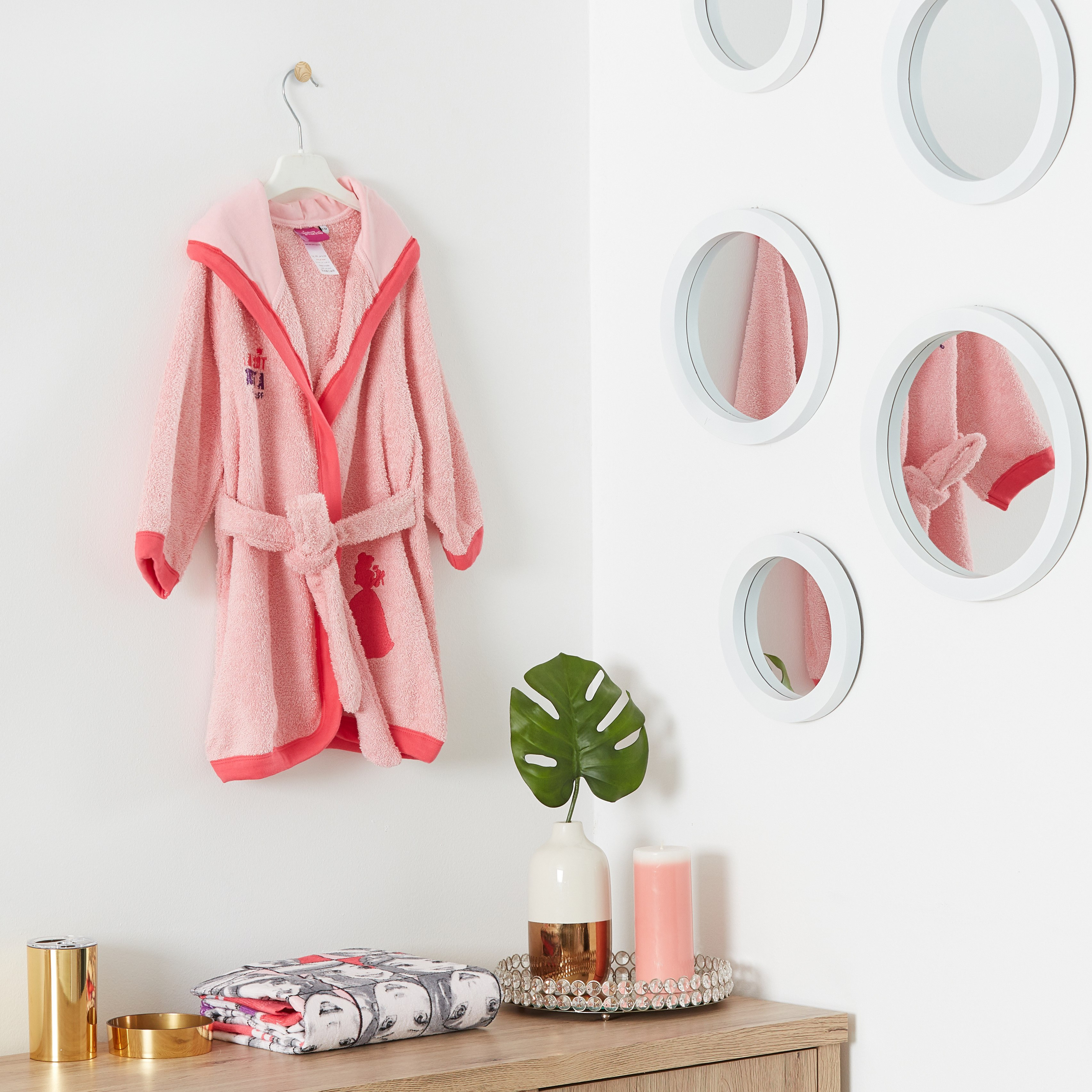 روب حمام  مطرّز بطبعات برنسيس-hbxhomeware-hbxkidsandyouth-image-3
