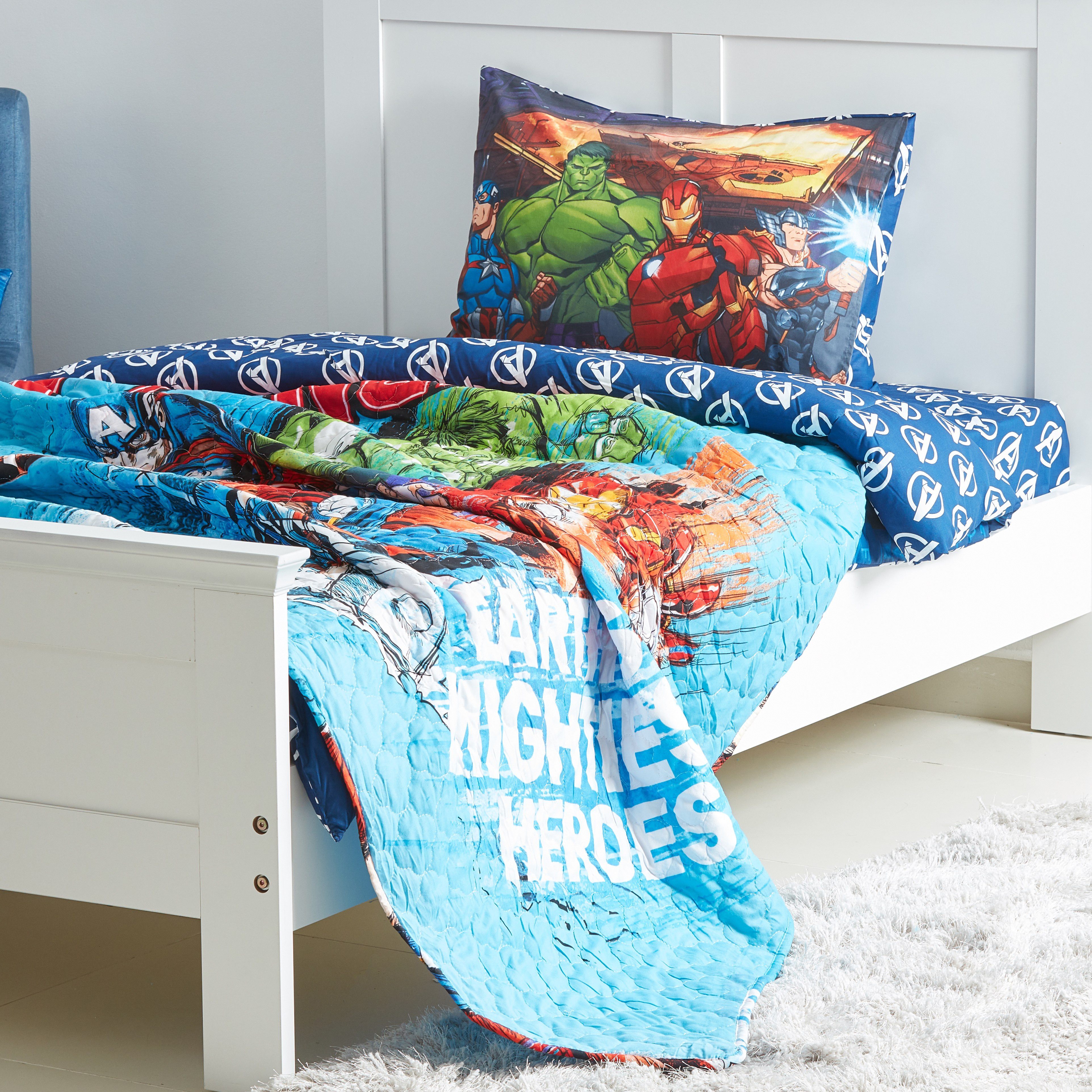 سرير مبطّن بطبعات أفنجرز- 150x200 سم-hbxhomeware-hbxkidsandyouth-image-2