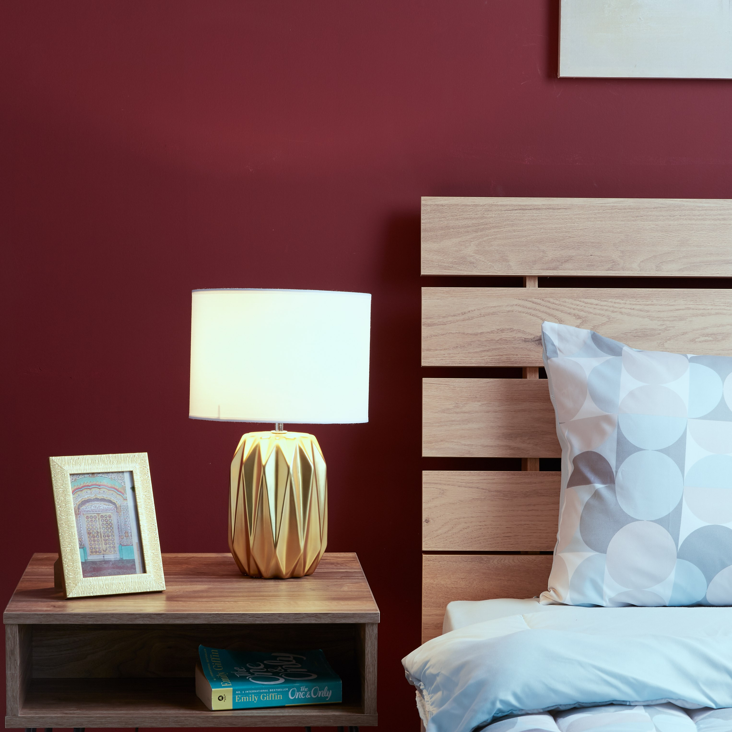 مصباح سيراميك بقاعدة بارزة الملمس من نويل - 40 سم-hbxlivingroom-lighting-tablelamps-image-4
