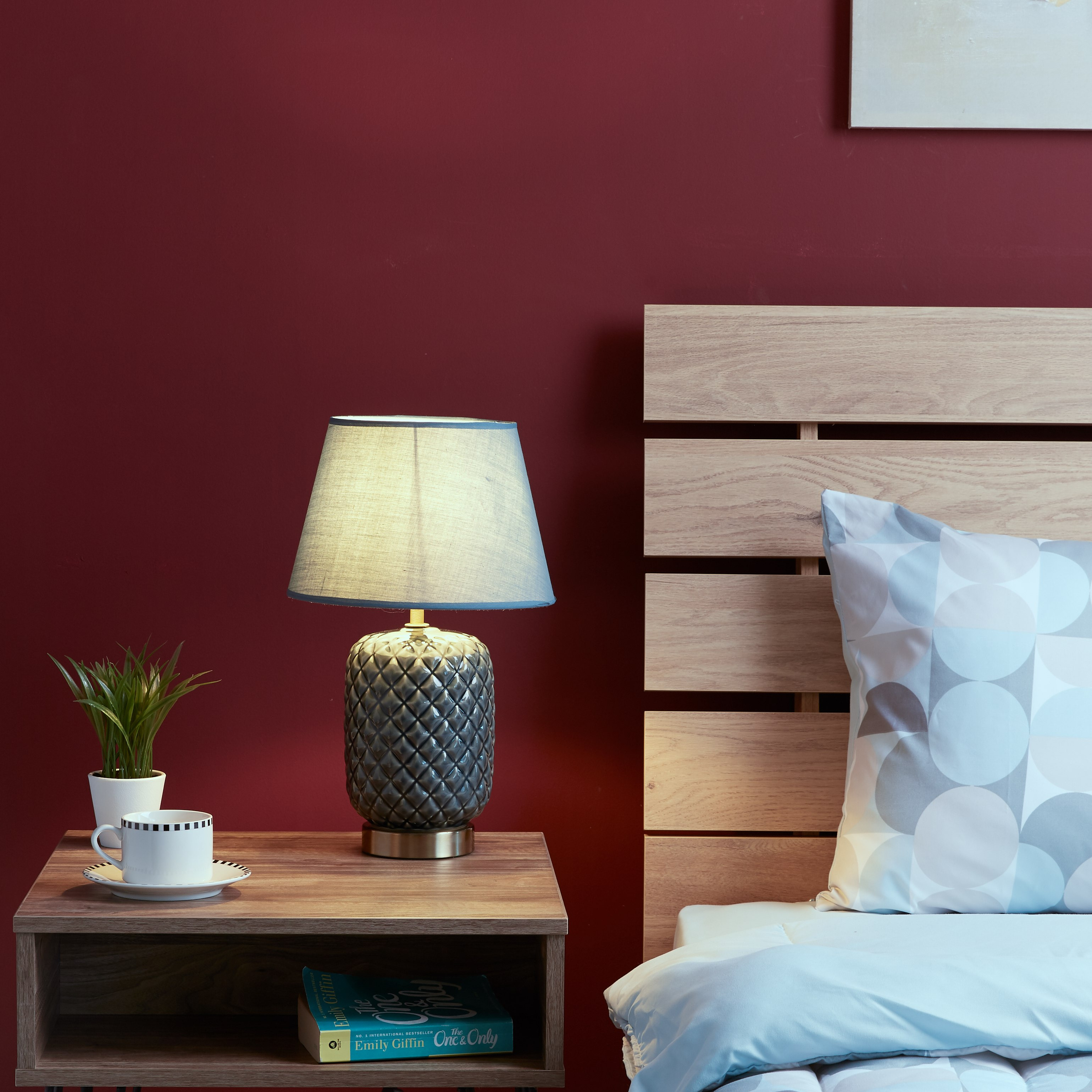 مصباح طاولة سيراميك بقاعدة بارزة الملمس من بيرل- 42 سم-hbxlivingroom-lighting-tablelamps-image-4