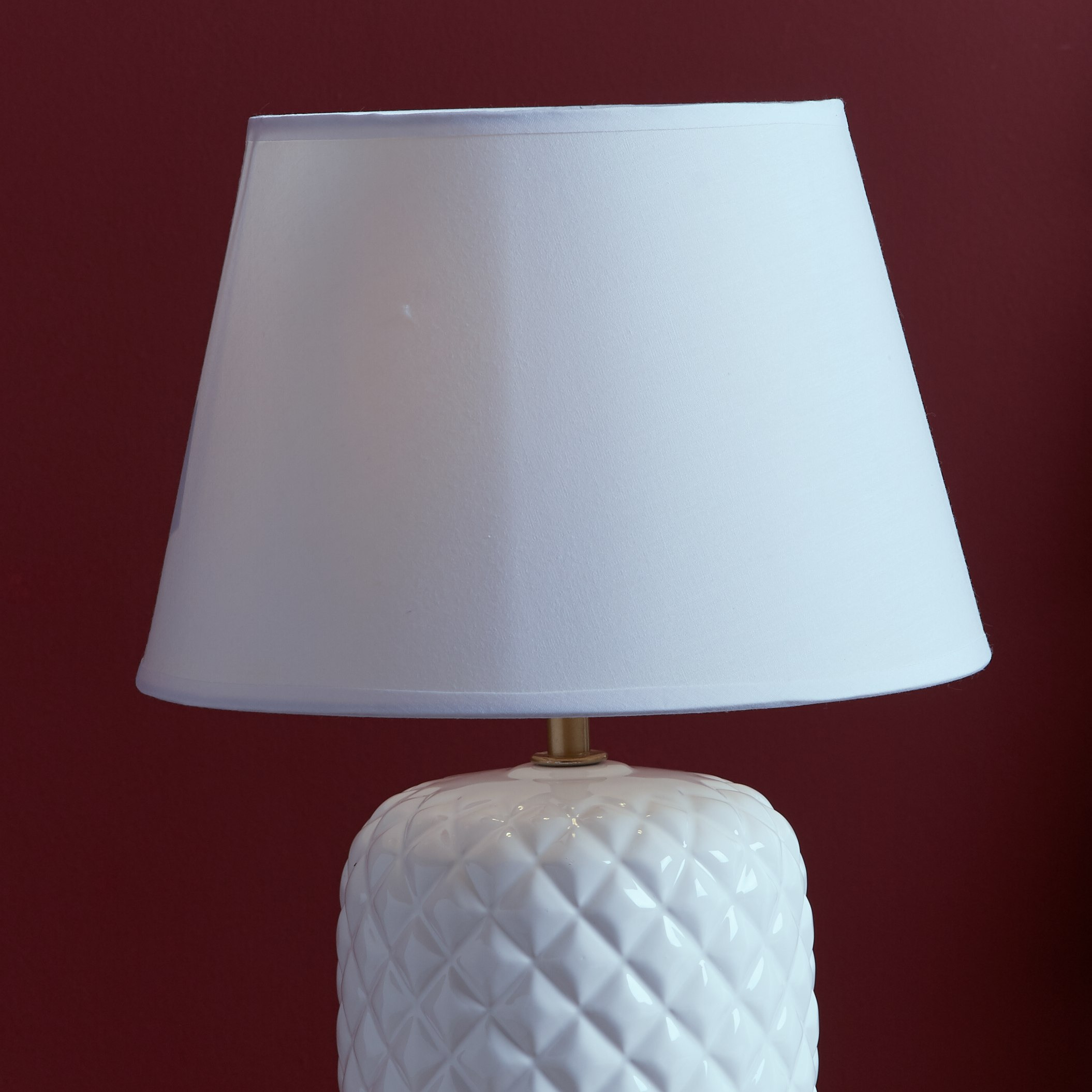Pearl Ceramic Table Lamp with Textured Base - 42 cm-hbxlivingroom-lighting-tablelamps-image-3