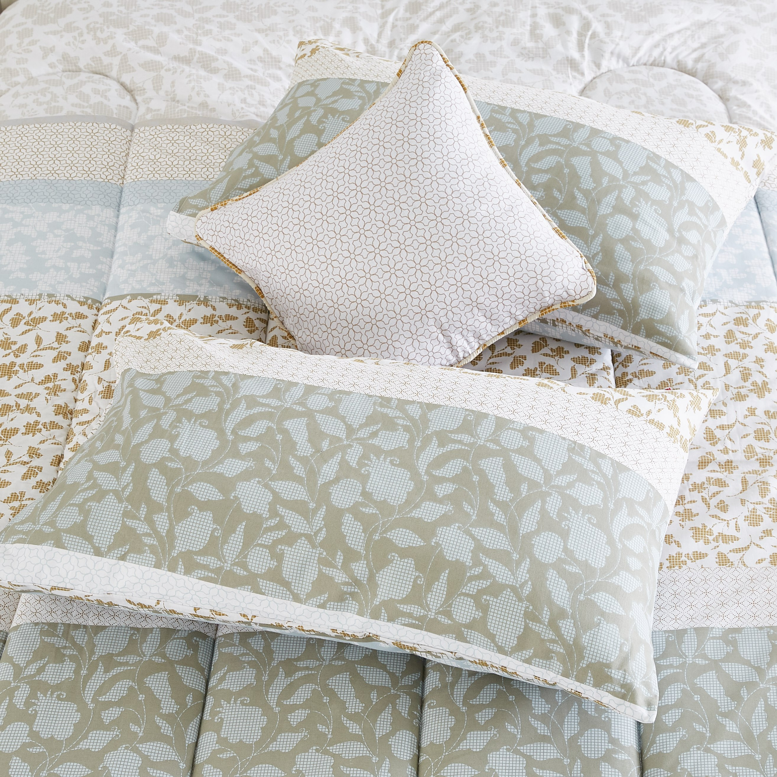 طقم لحاف مزدوج 5 قطع بطبعات من فلوريانا - 220x160 سم-hbxkidsandyouth-beddingandfurnishings-comfortersets-image-6