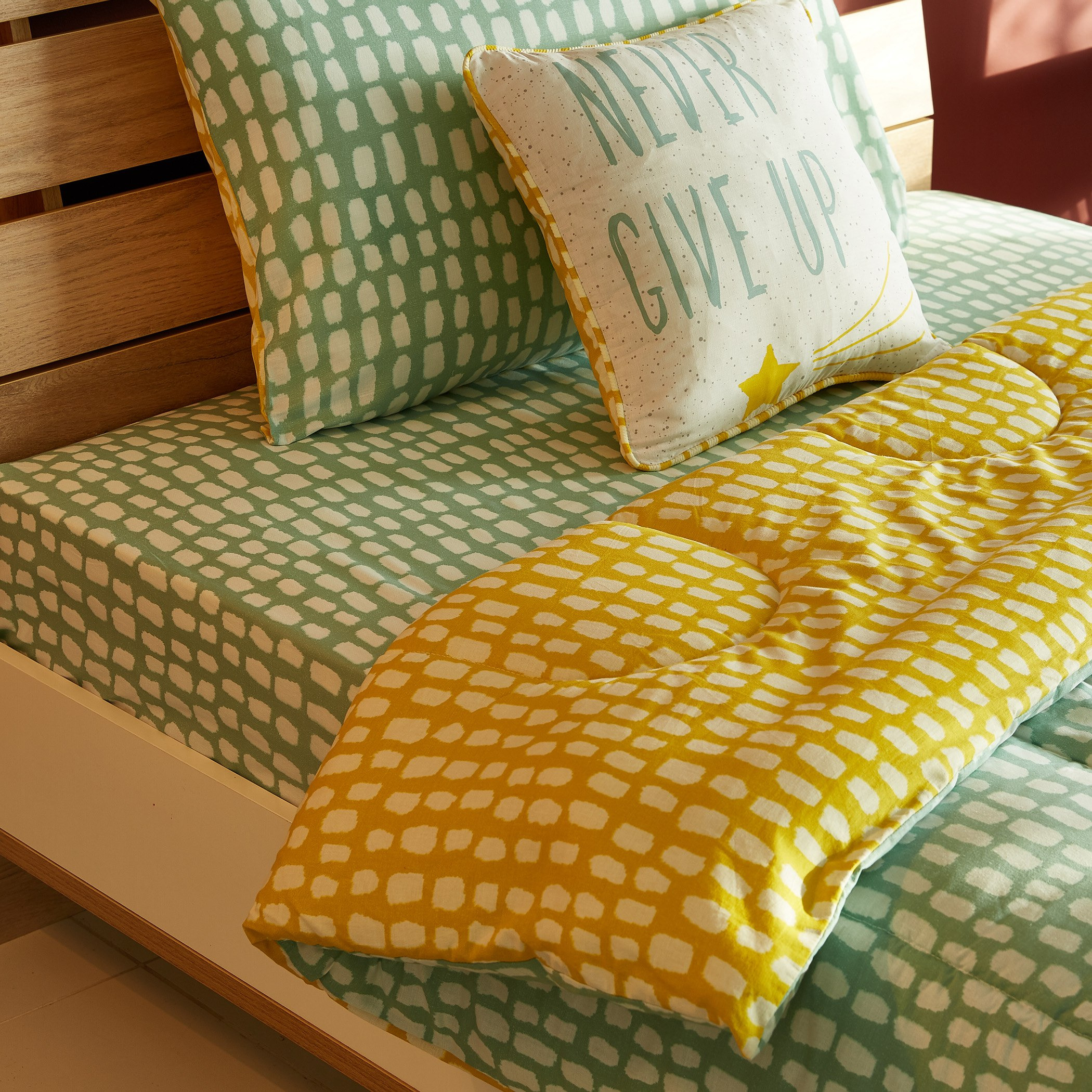 طقم أغطية لحاف قطنية مزودج 4 قطع - 160x220 سم-hbxhomeware-hbxkidsandyouth-image-3