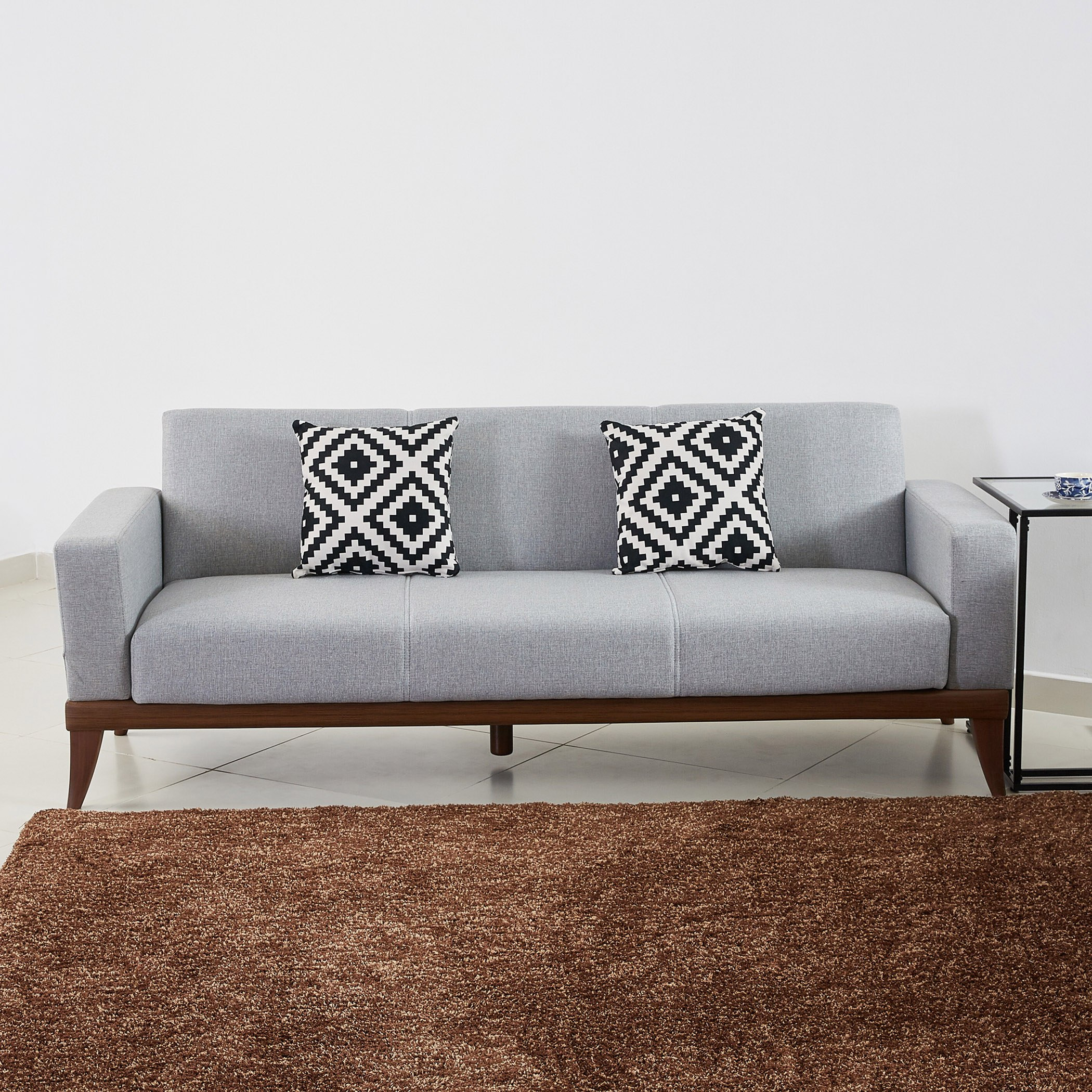 كنبة سرير قماشيّة 3 مقاعد مع وسادتين بطبعات من تريانا-hbxlivingroom-sofasandarmchairs-sofas-image-1