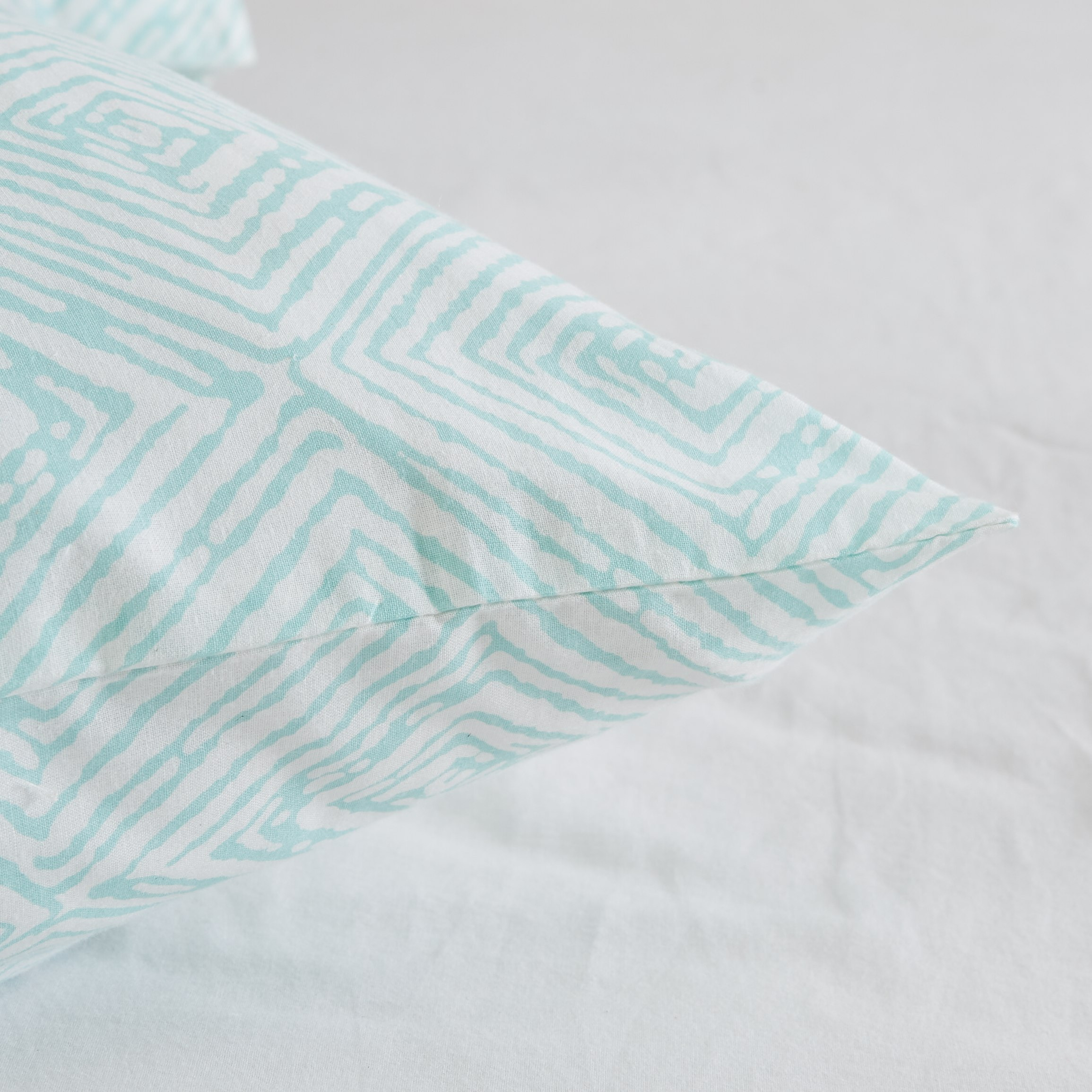 زوج أغطية وسادة من هايدن - 50x75 سم-hbxhomeware-hbxbedroom-image-3
