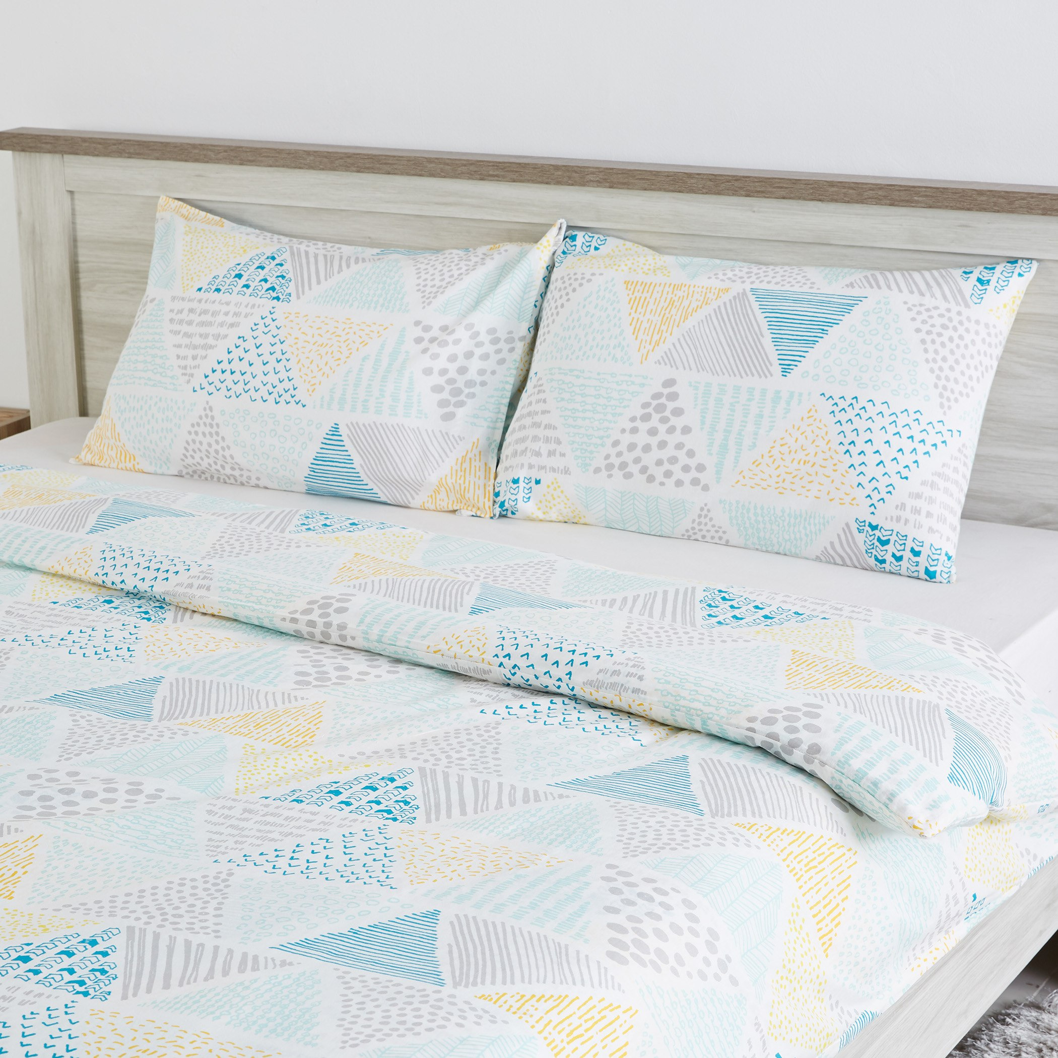 طقم أغطية لحاف كينج 3 قطع هايدن - 220x220 سم-hbxhomeware-hbxdecorandfurnishings-image-2