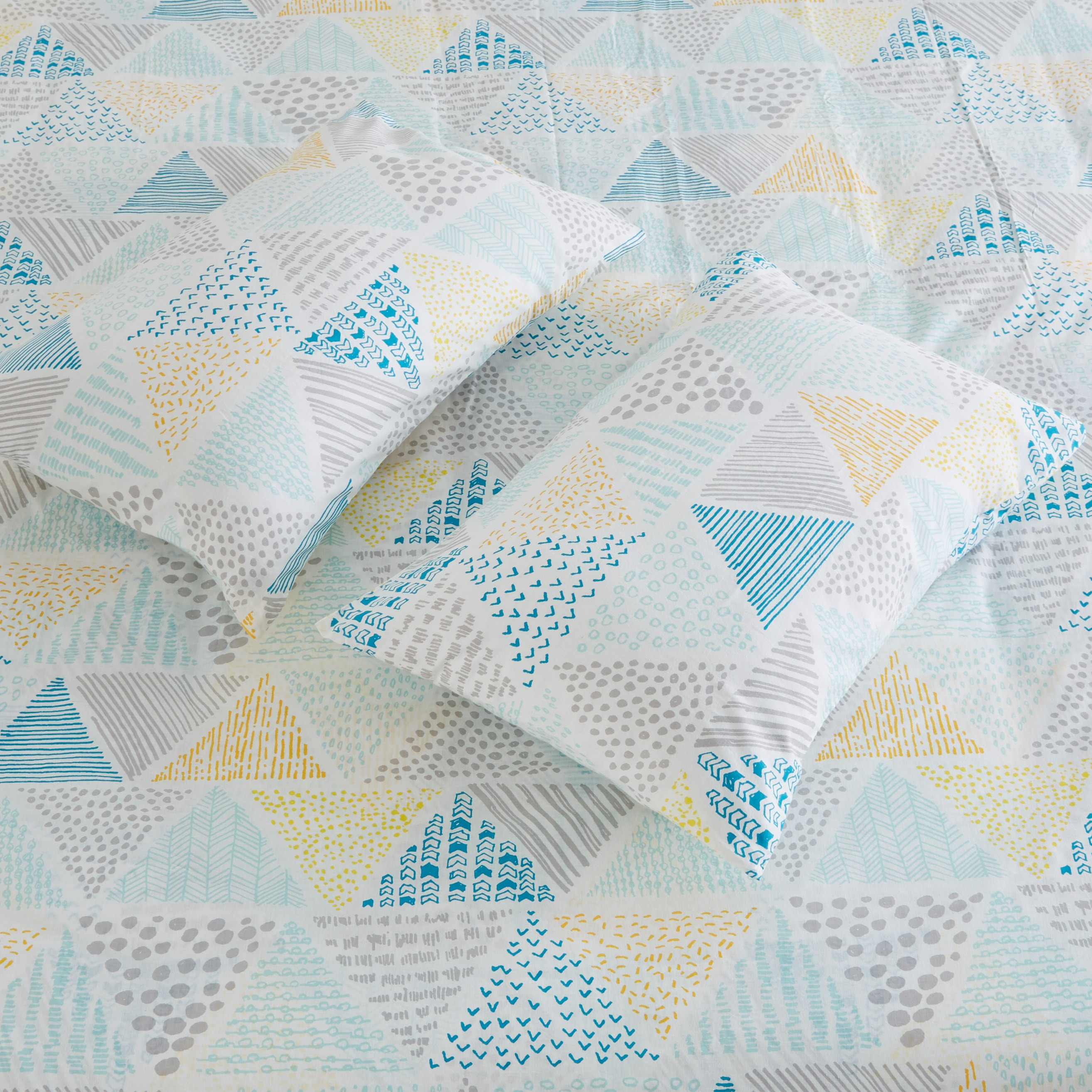 طقم أغطية لحاف كينج 3 قطع هايدن - 220x220 سم-hbxhomeware-hbxdecorandfurnishings-image-3