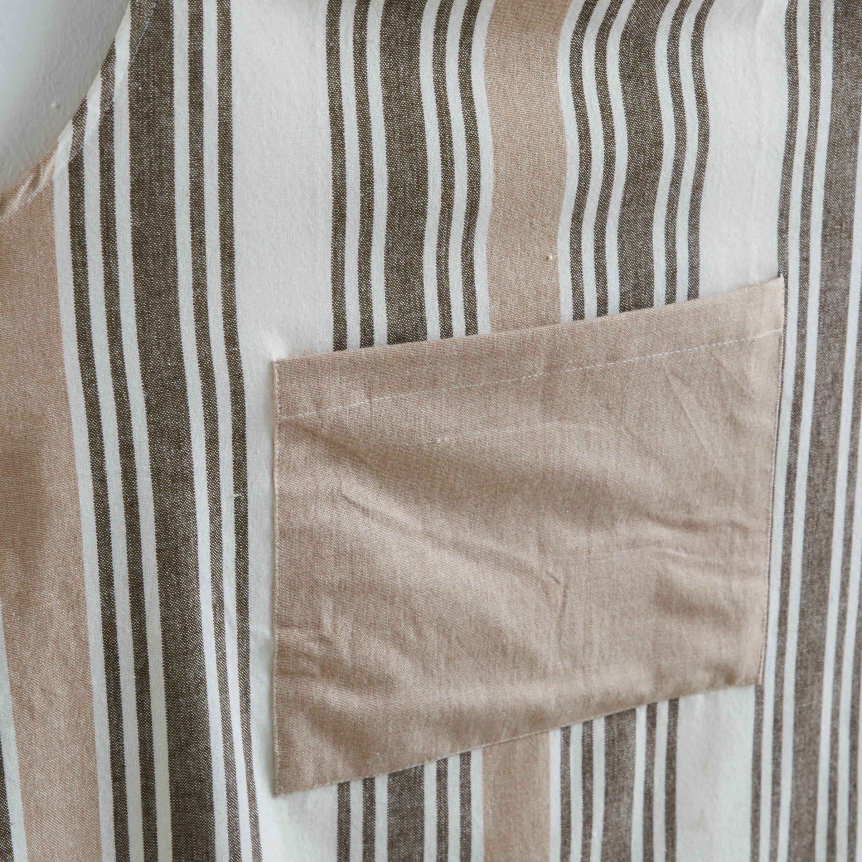 Native Striped Apron-hbxhomeware-kitchenware-kitchenlinens-image-2