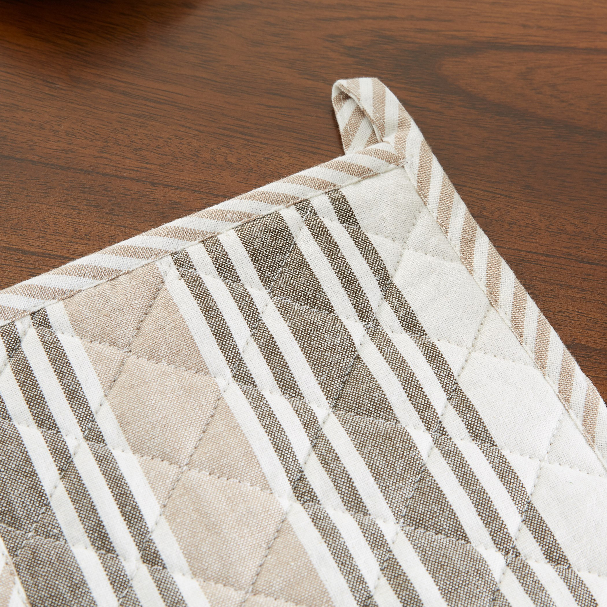 حامل وعاء مقلم نايتف-hbxdecorandfurnishings-homefurnishings-tablelinens-image-2