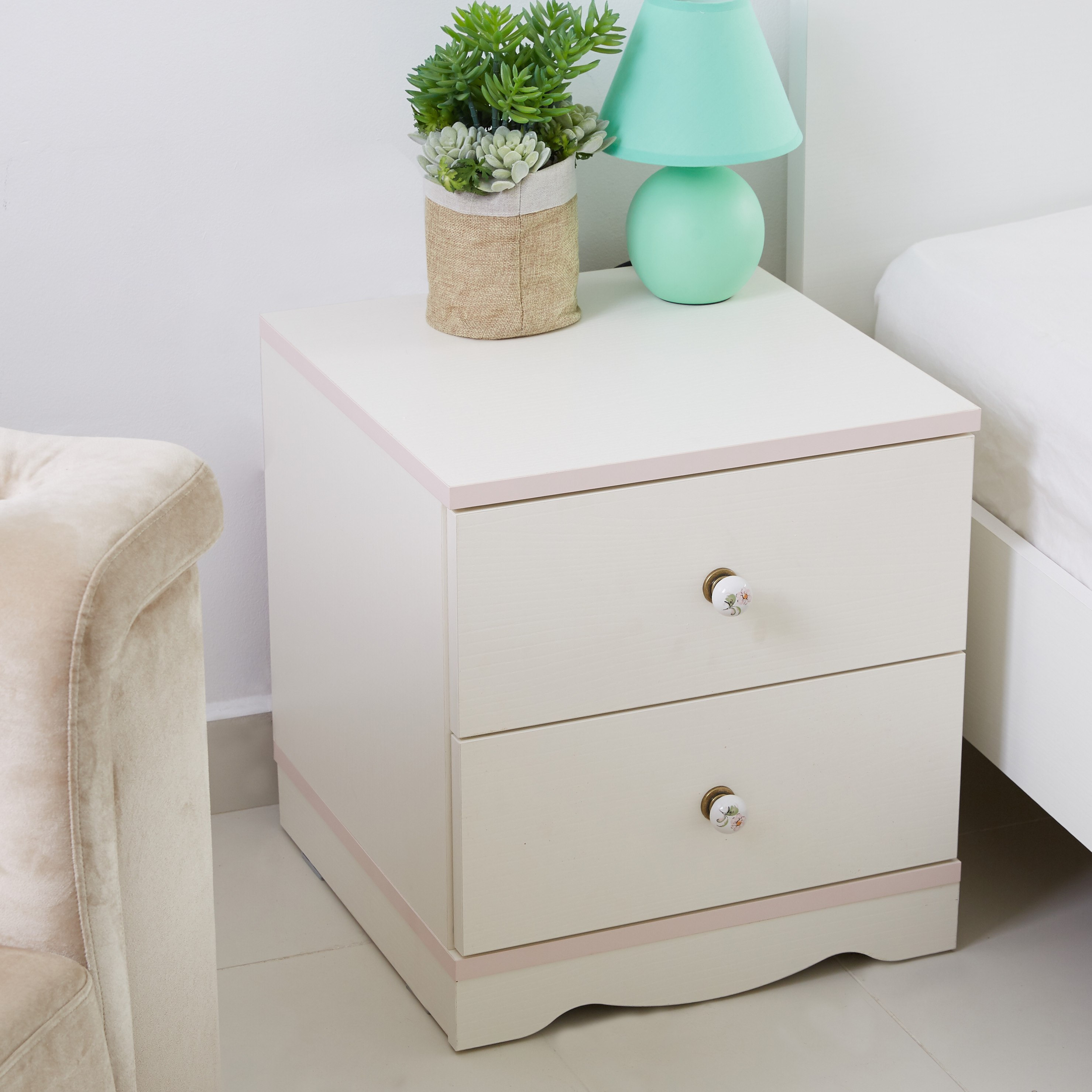 طاولة سرير جانبية بدرجين من كاميليا-hbxkidsandyouth-nightstands-image-4