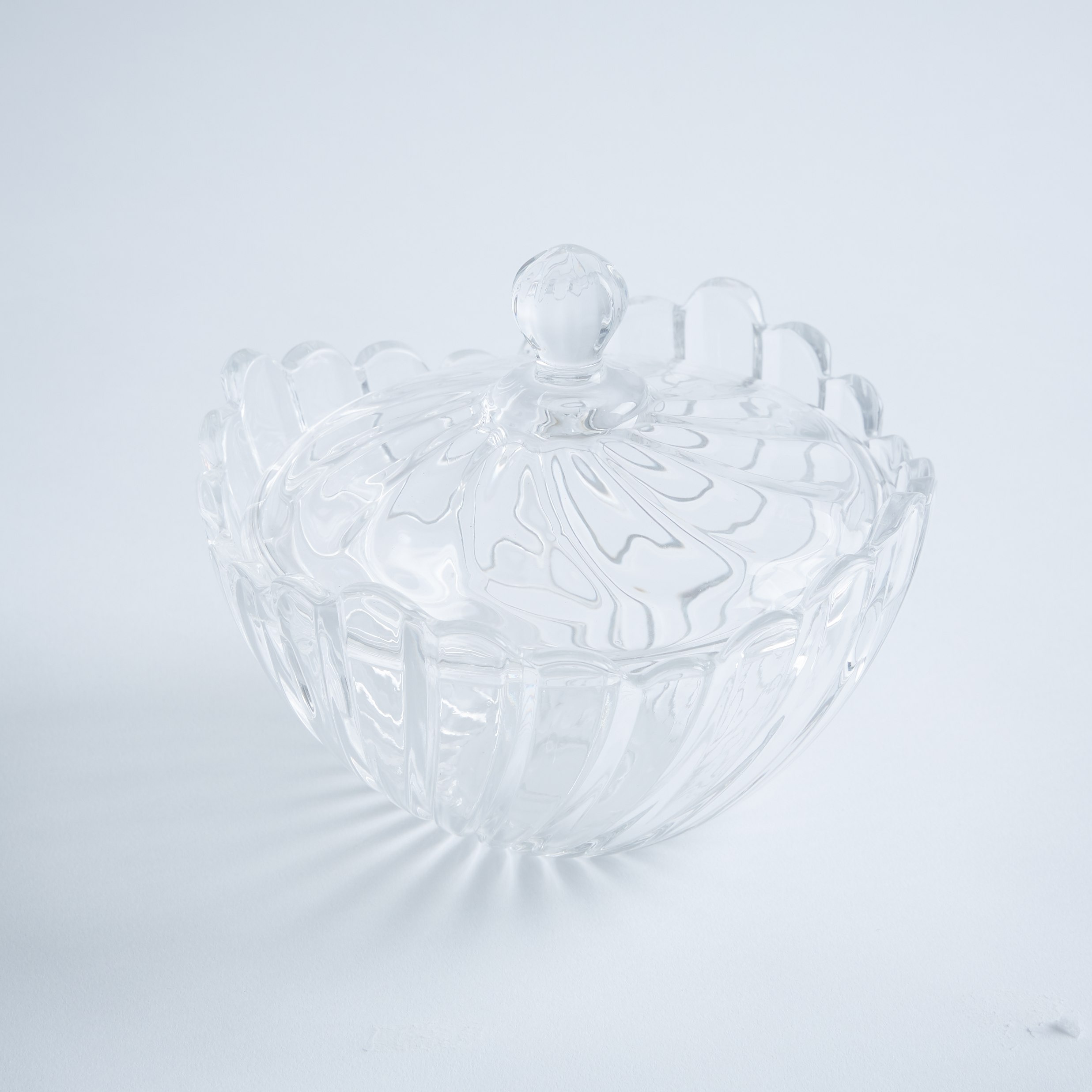 وعاء فاكهة كريستال مع غطاء-hbxdecorandfurnishings-tabletop-serveware-image-5