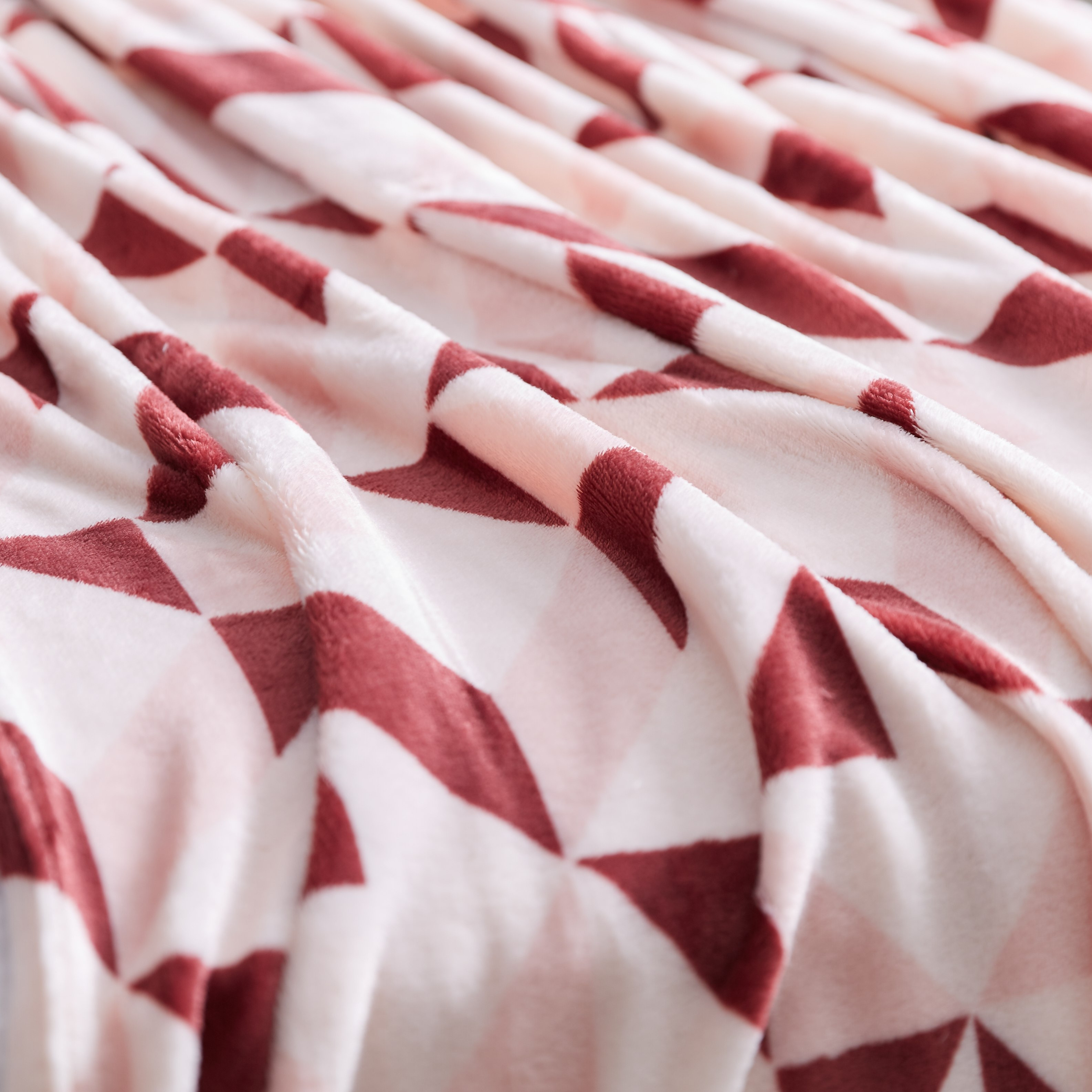 Erin Printed Mirco King Blanket - 240x220 cm-hbxhomeware-hbxbedroom-image-3