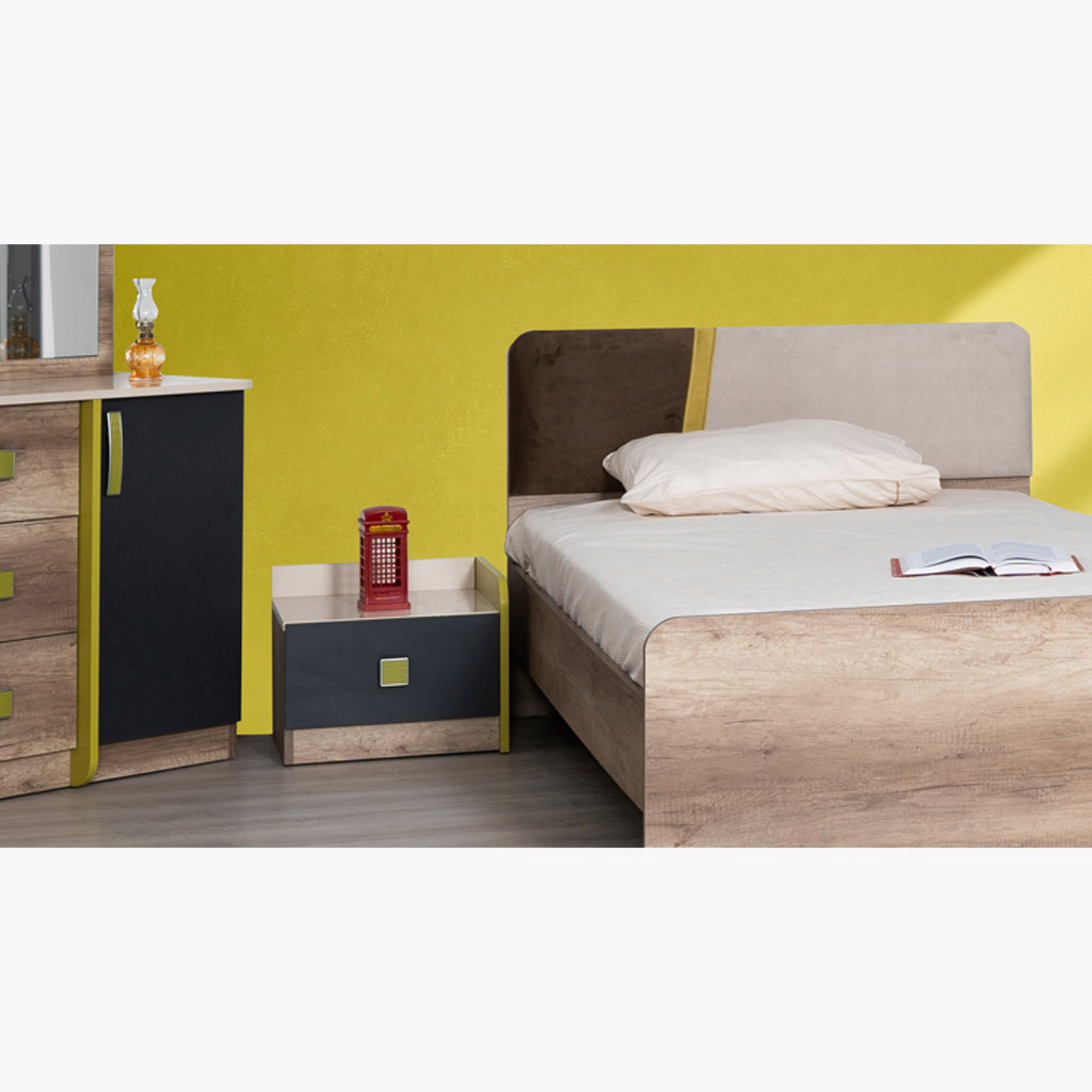 طاولة سرير جانبيّة بدرج واحد - ميونيخ من موڤو -hbxkidsandyouth-nightstands-image-1