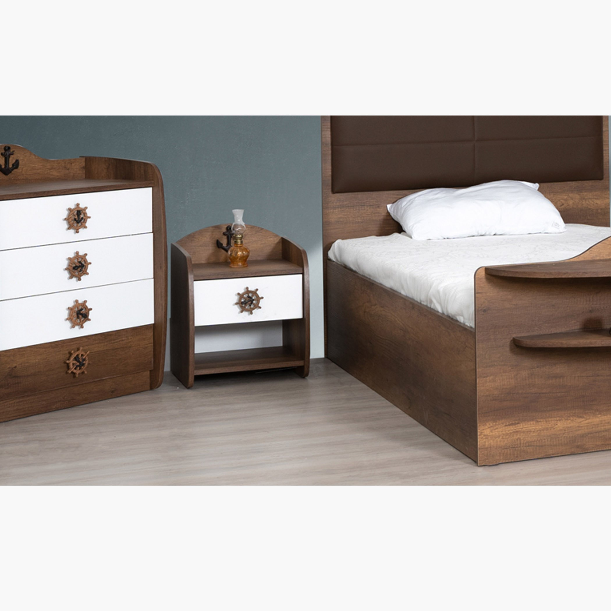 طاولة سرير جانبيّة بدرج واحد - كابتن من موڤو -hbxkidsandyouth-nightstands-image-1