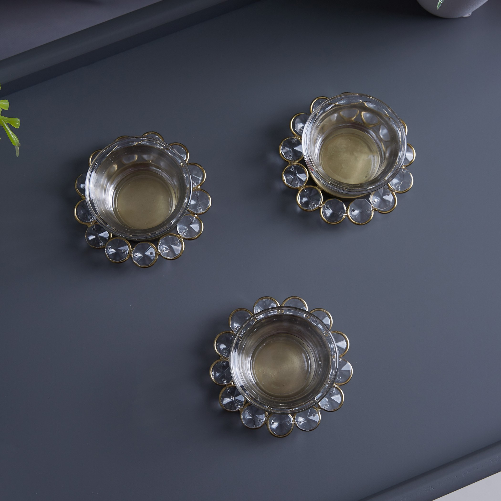 حامل شموع صغيرة زجاج بتزيينات كريستال- طقم من 3 قطع-hbxlivingroom-decorandaccessories-candleholders-image-2