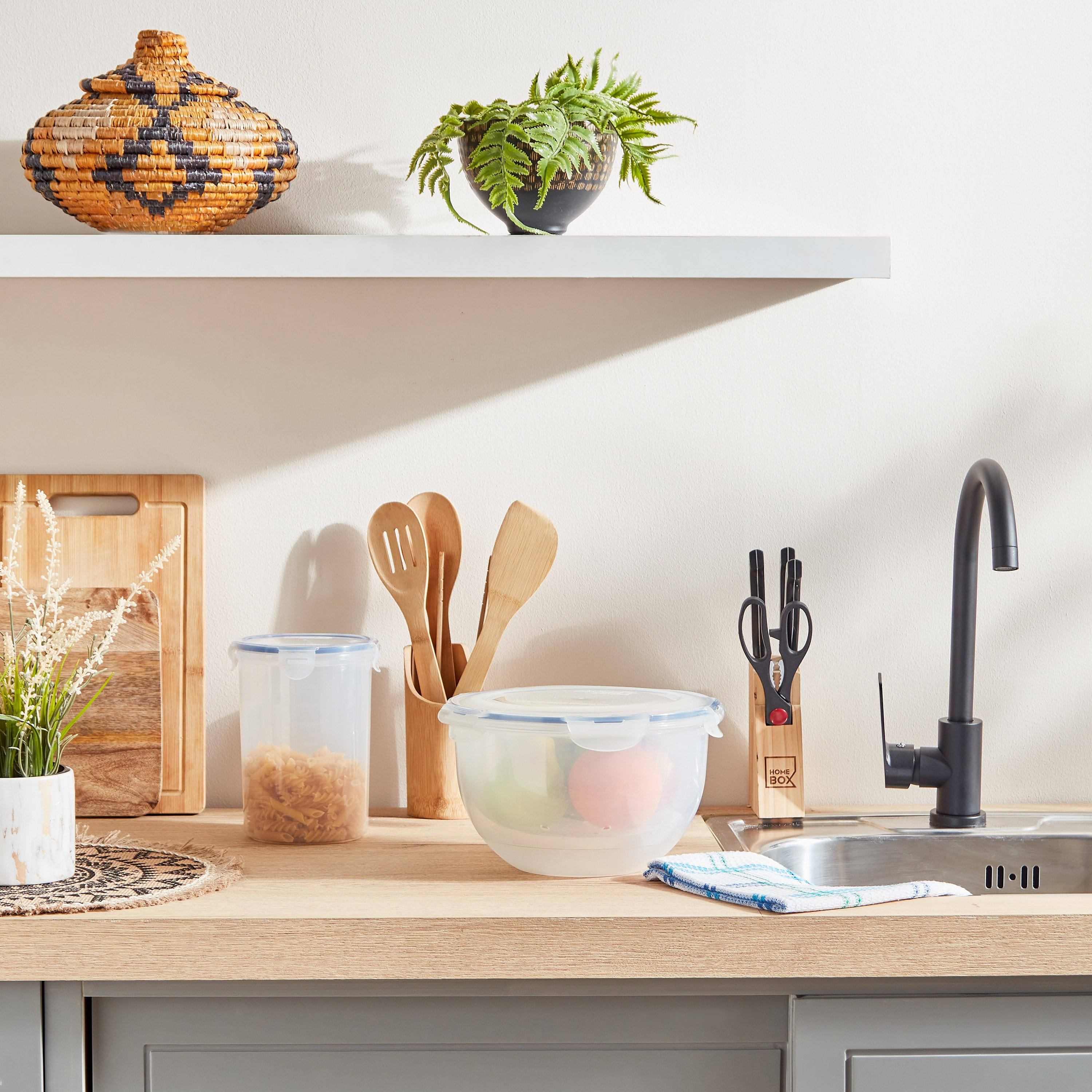 حاوية طعام أسطوانية من لوك اند لوك - 1.8 لتر-hbxhomeware-hbxkitchen-image-5