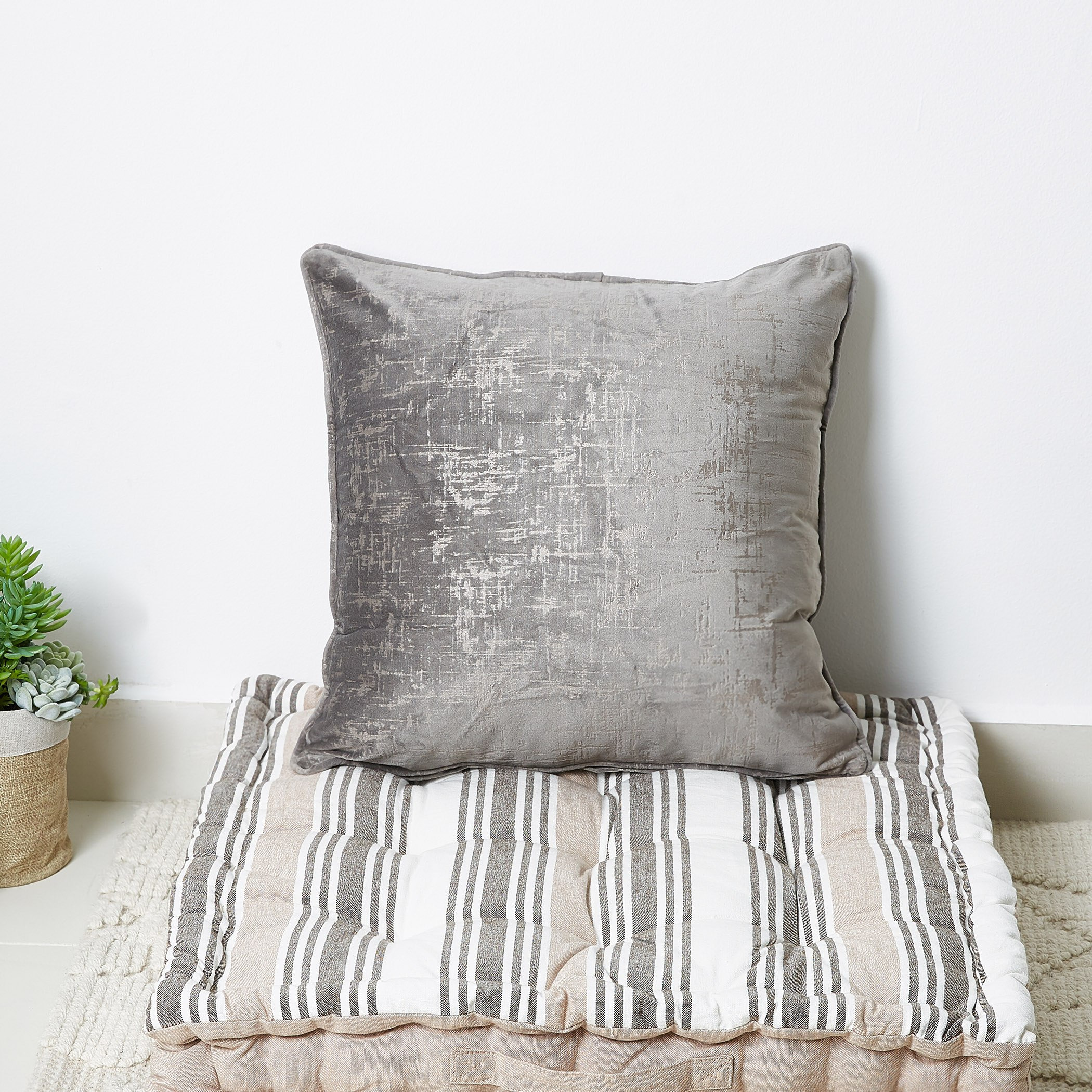 Audrey Printed Velvet Cushion Cover - 45x45 cm-hbxhomeware-cushionsandcovers-cushioncovers-image-1