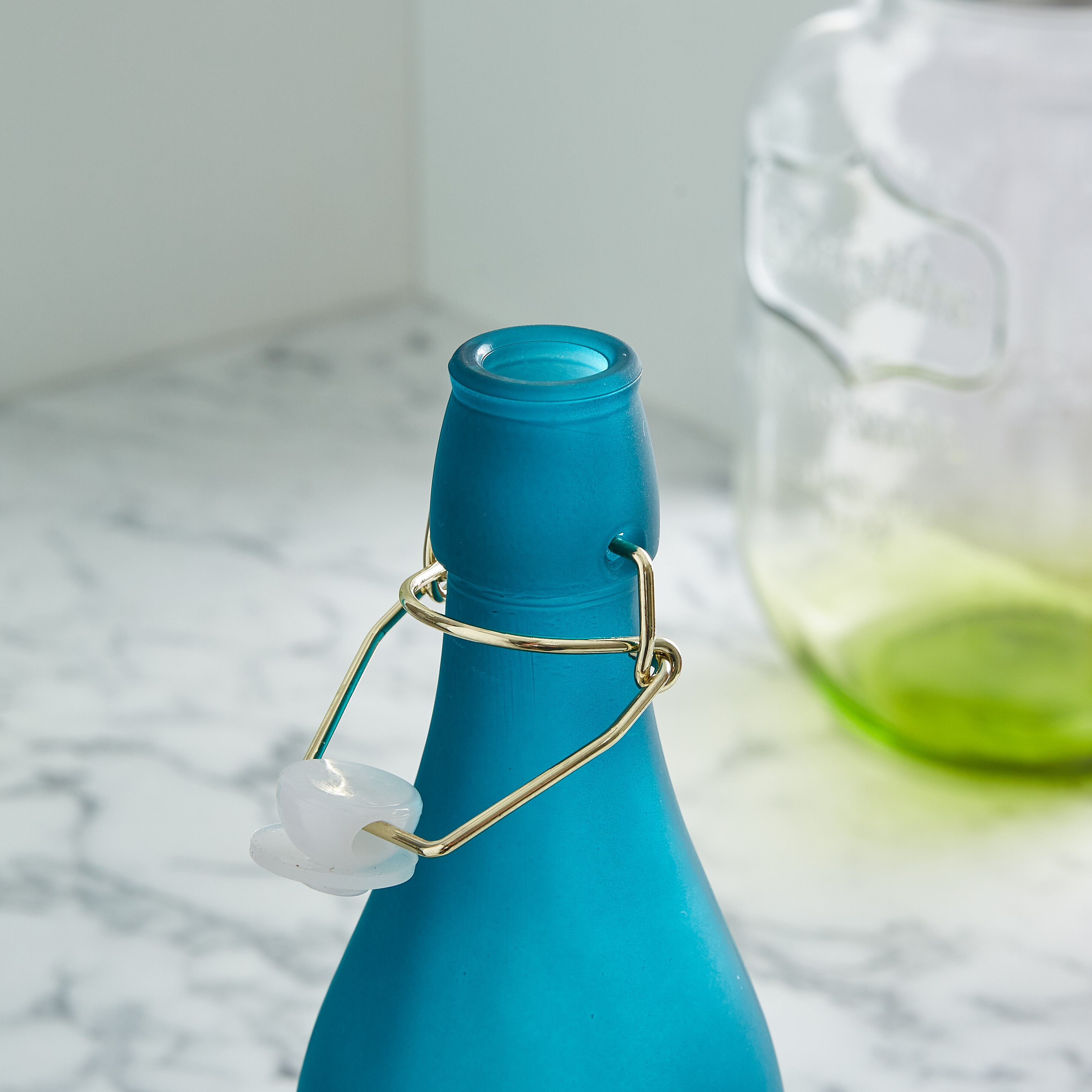Bellissimo Frosted Bottle - 1 L-hbxhomeware-diningandtabletop-bottles-image-2