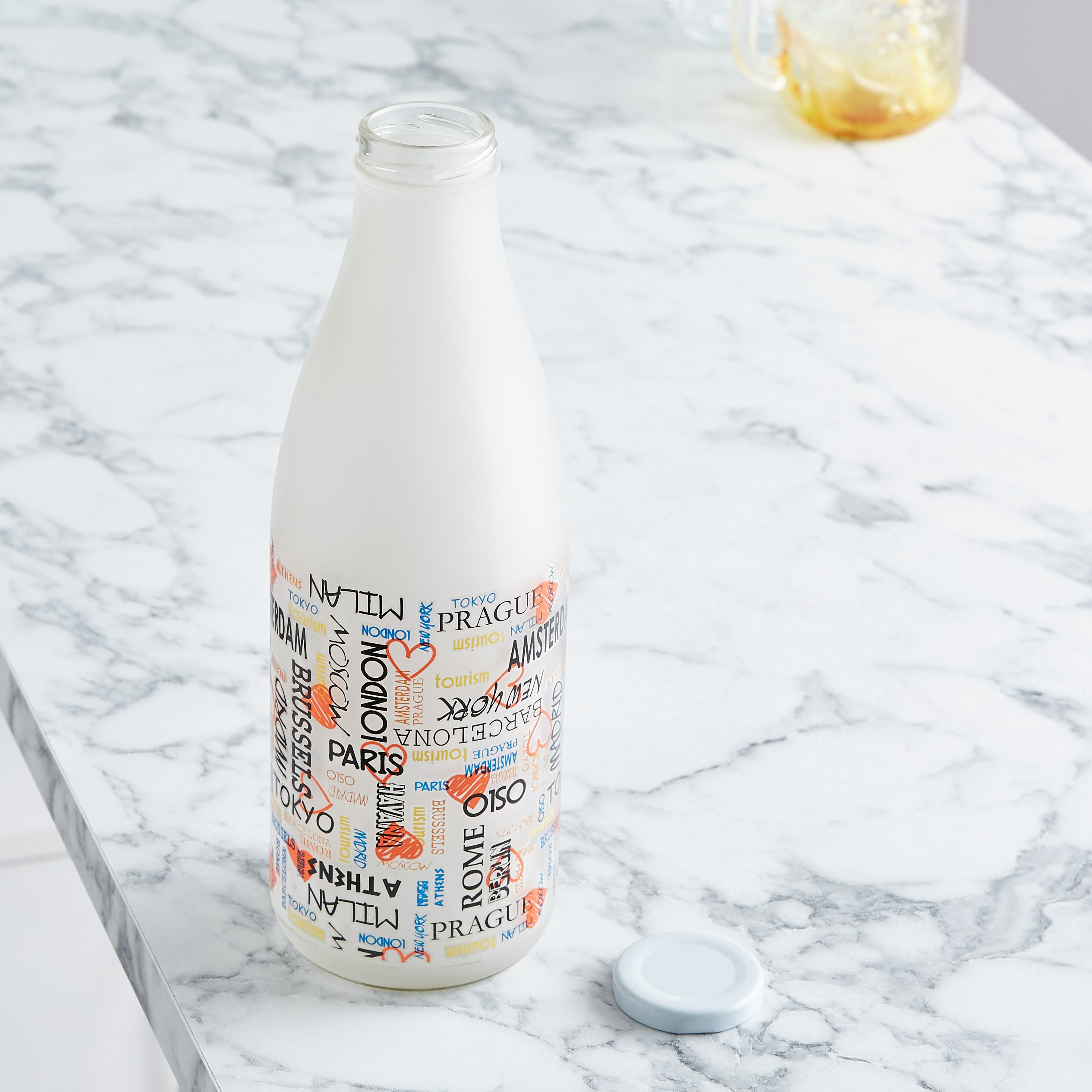 زجاجة حليب معتّمة بطبعات من بليسيمو -1 لتر-hbxhomeware-hbxkitchen-image-2