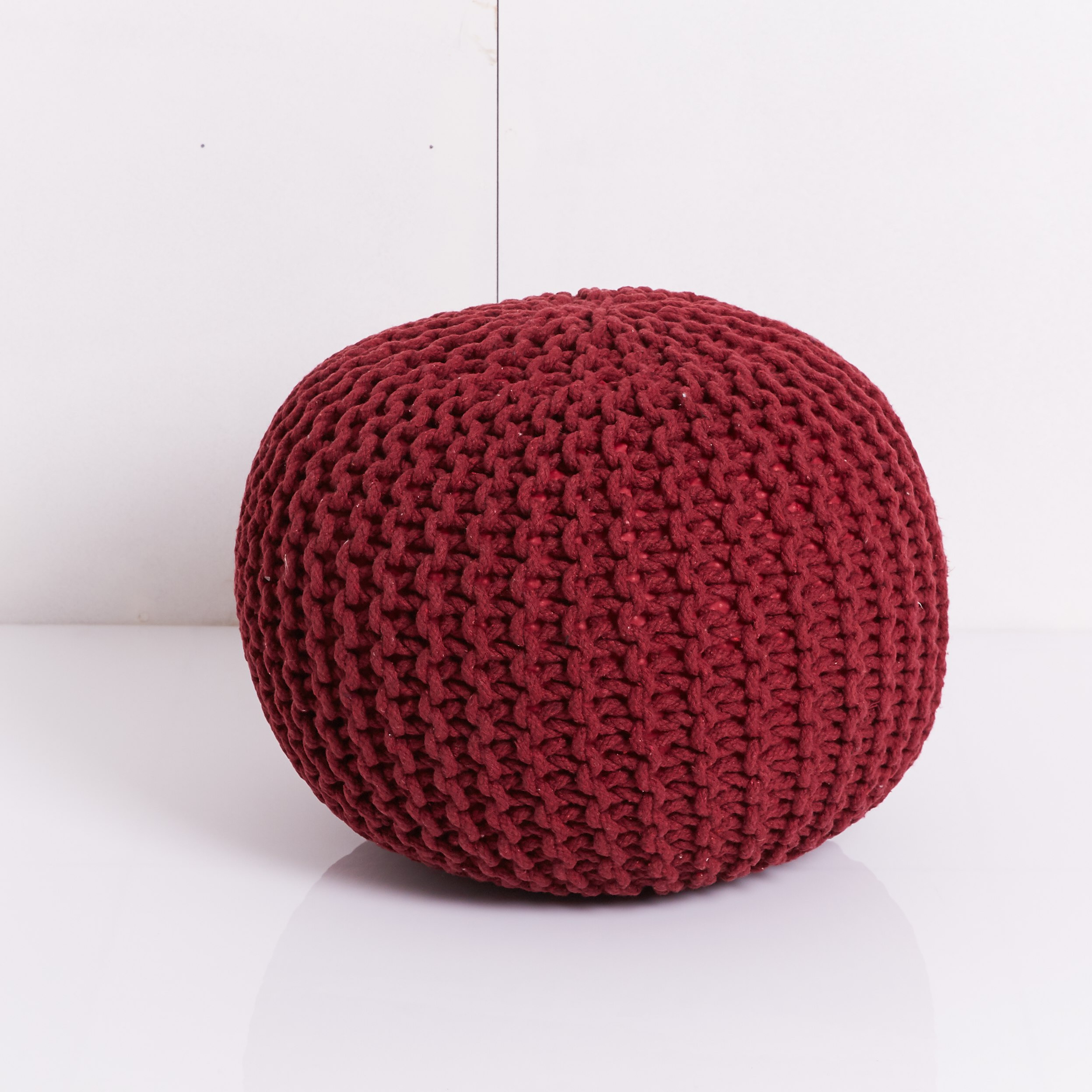 بوف محبوك يدويًا من جريس-hbxlivingroom-sofasandarmchairs-ottomansandfootstools-image-3