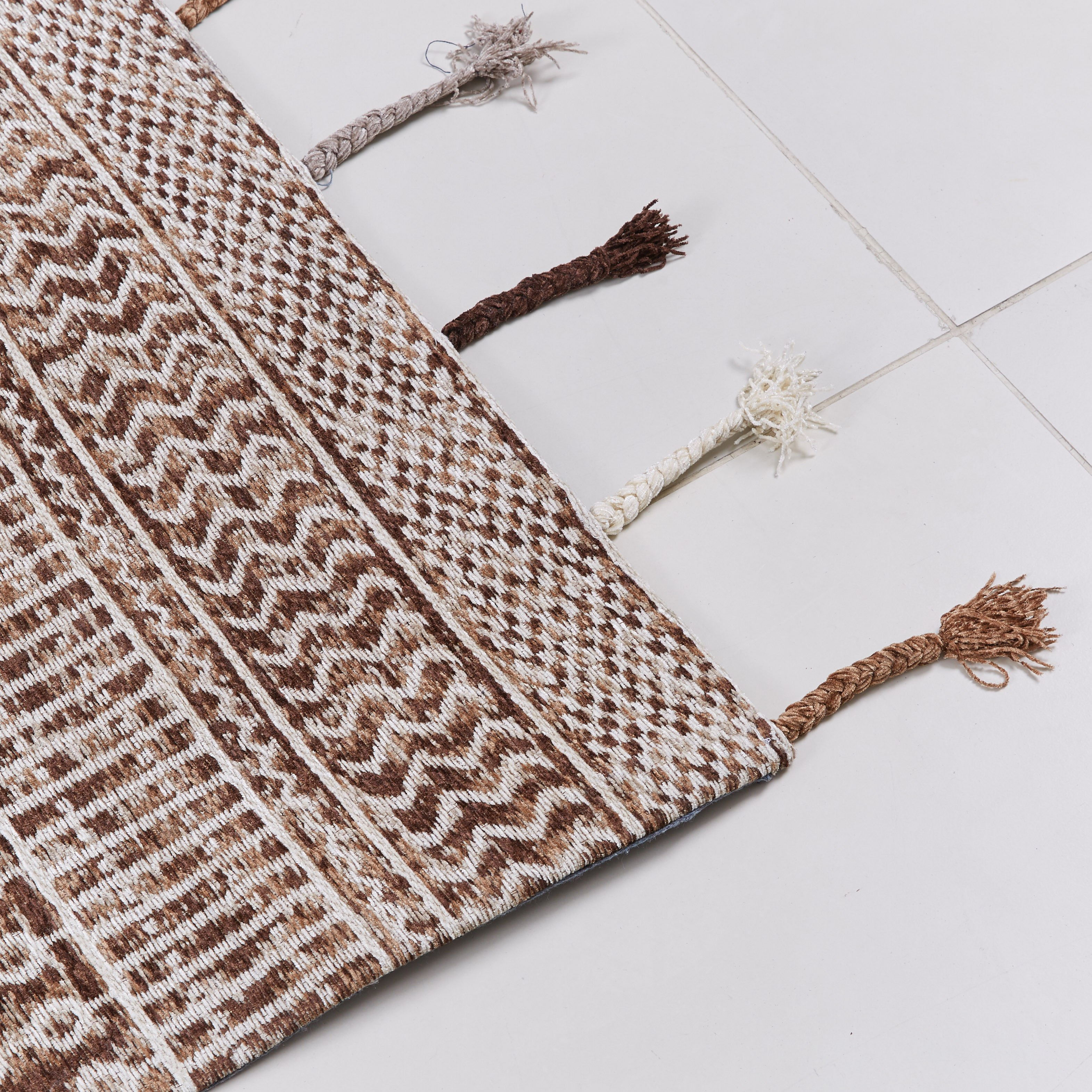 سجّادة بطبعات من نورديك- 80x150 سم-hbxdecorandfurnishings-floorcoverings-rugs-image-2