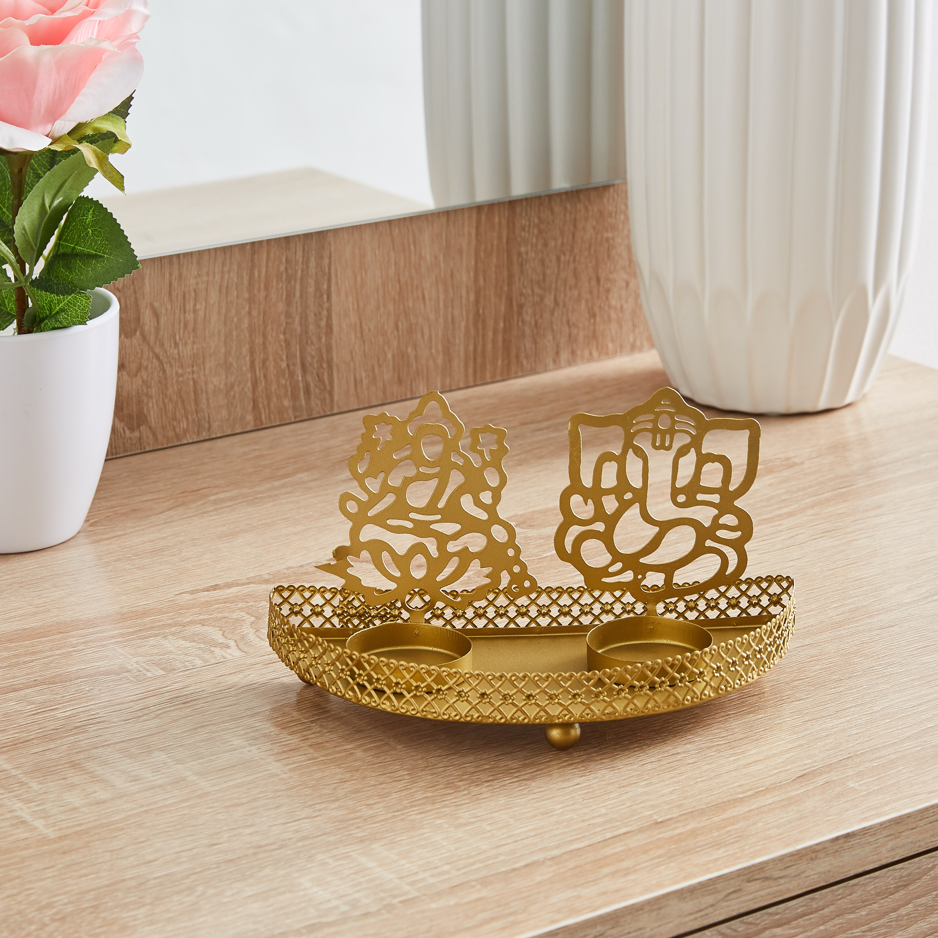 صينية حامل شموع من لاكشمي جانيشا-hbxlivingroom-decorandaccessories-candleholders-image-1