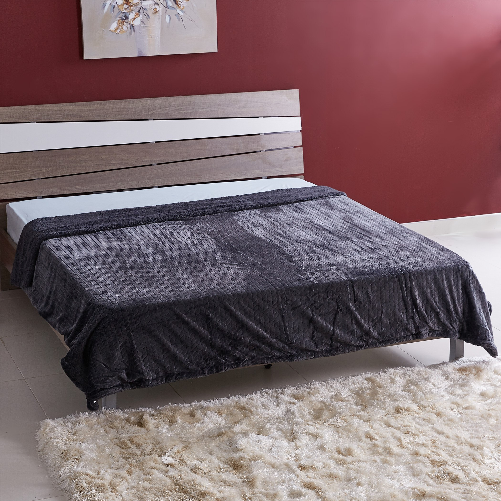 Arrow Twin Flannel Sherpa Blanket -150x220 cm-hbxhomeware-hbxbedroom-image-1